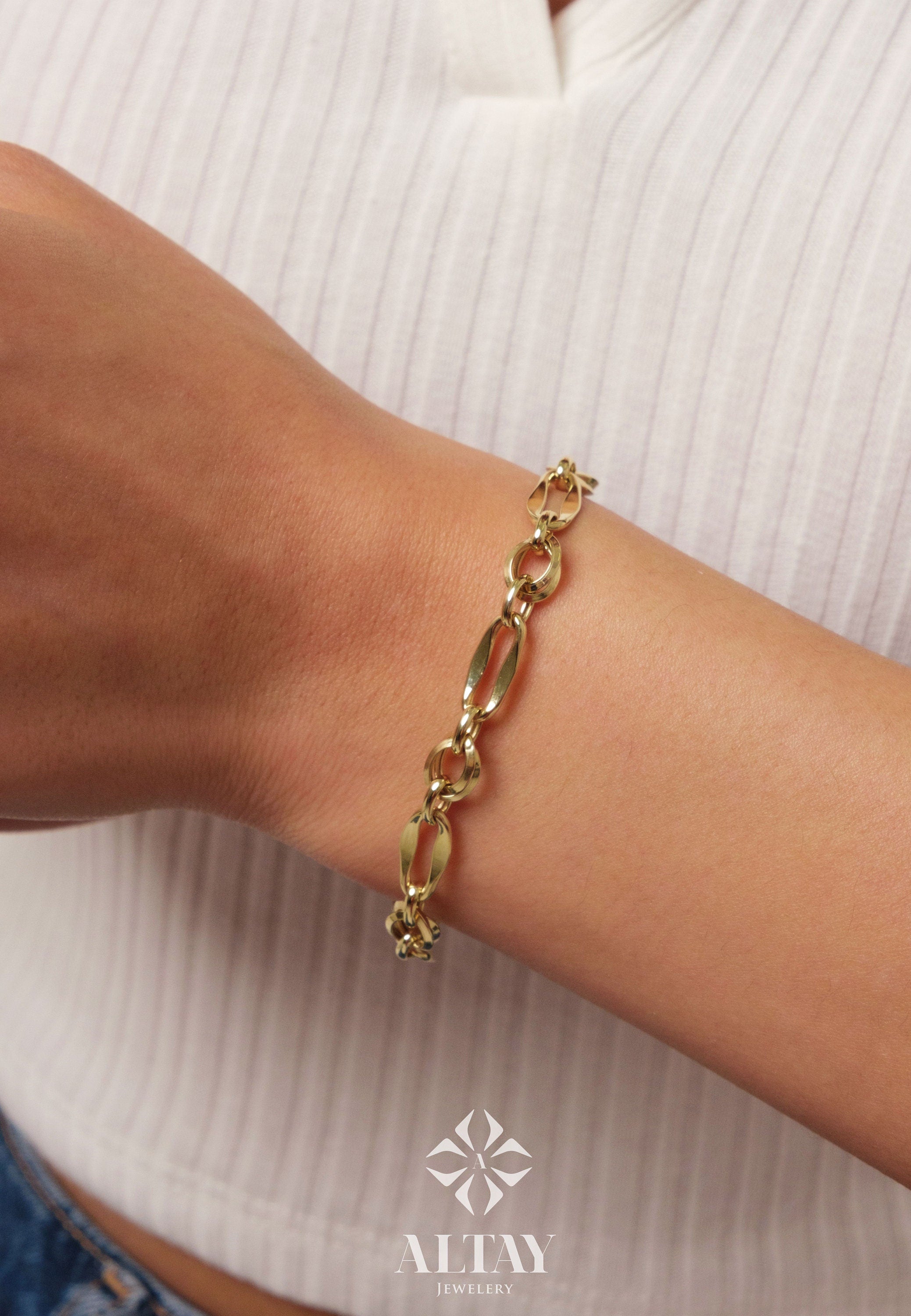 14K Gold Paperclip Rolo Chain Bracelet, Rectangle Long Chain, Chunky Oval Chain Link Bracelet, Layered Bracelet, Dainty Chain, Gift For Her