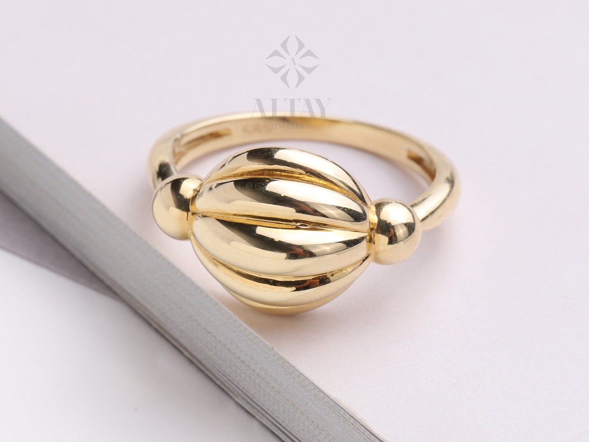 14K Gold Croissant Ring, Dome Twist Ring, Large Bubble Ring, Bold Ribbed Ring, Dainty Twist Dome Ring, Delicate Dome Ring, Statement Ring