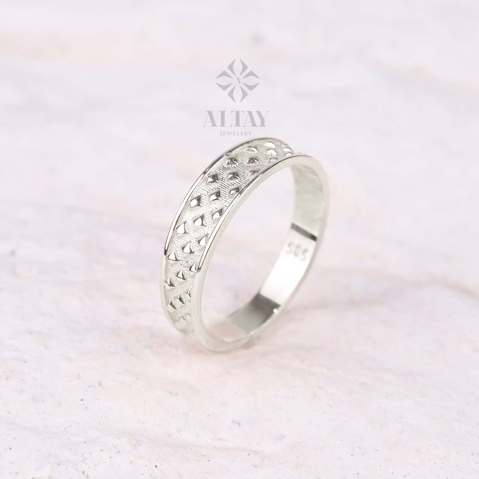 14K Gold Textured Band Ring, Square Pattern Wedding Ring, Minimalist Matching Ring, Engravable Eternity Ring, Chunky Marriage Band