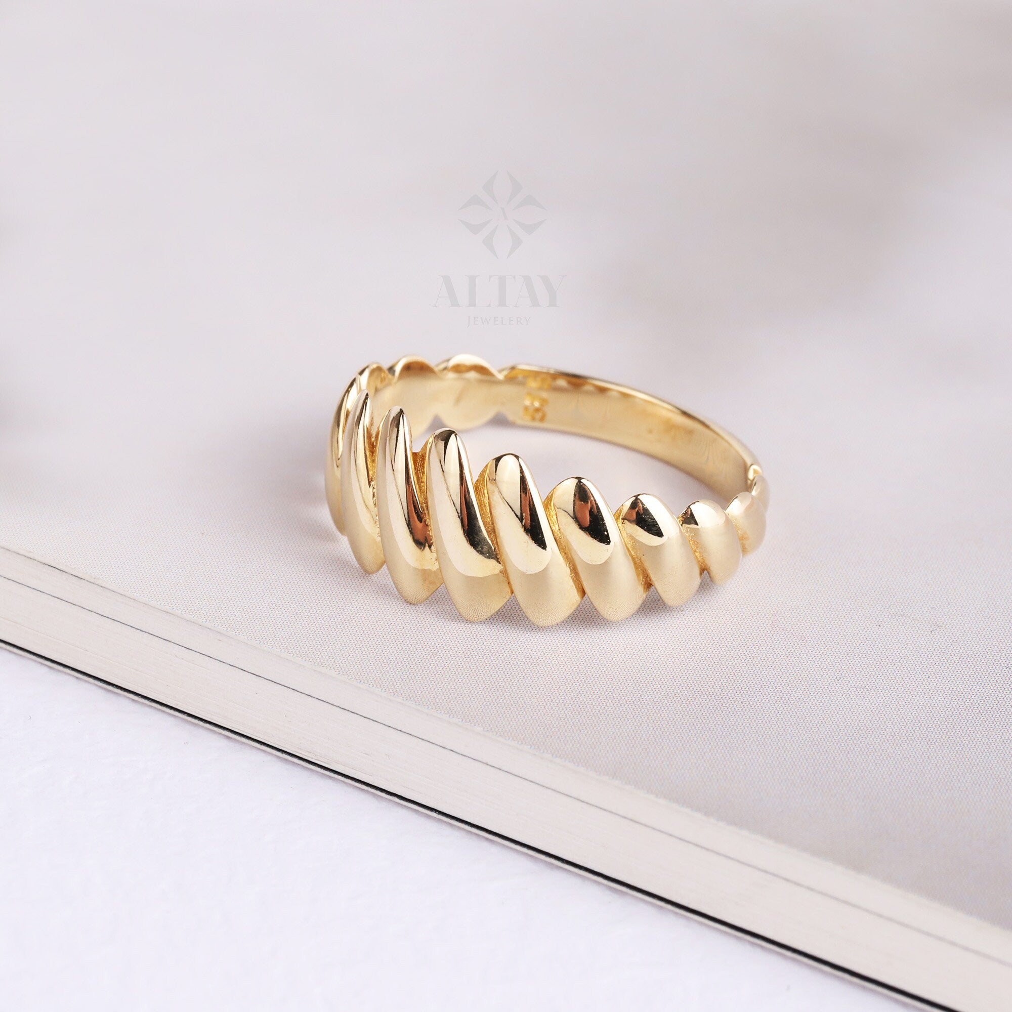 14K Gold Croissant Ring, Braided Dome Band Ring, Twisted Thick Dome Ring, Chunky Bubble Stacking Ring, Large Dome Statement Gold Ring