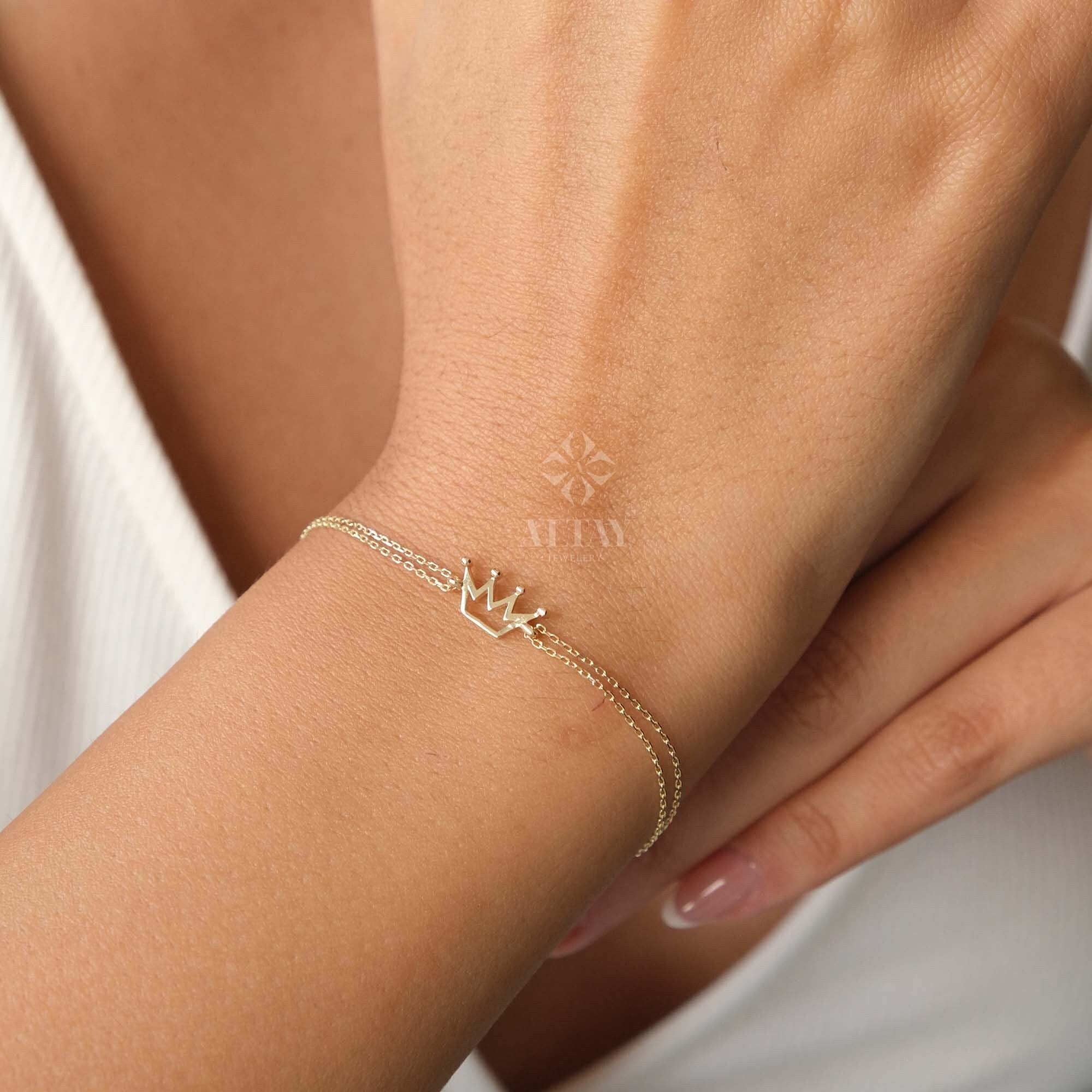 14K Gold Crown Bracelet, Tiny Solid Gold Crown Bracelet, Delicate Crown Bracelet, Dainty Gold Princess Bracelet, Mini Crown Bracelet Gift