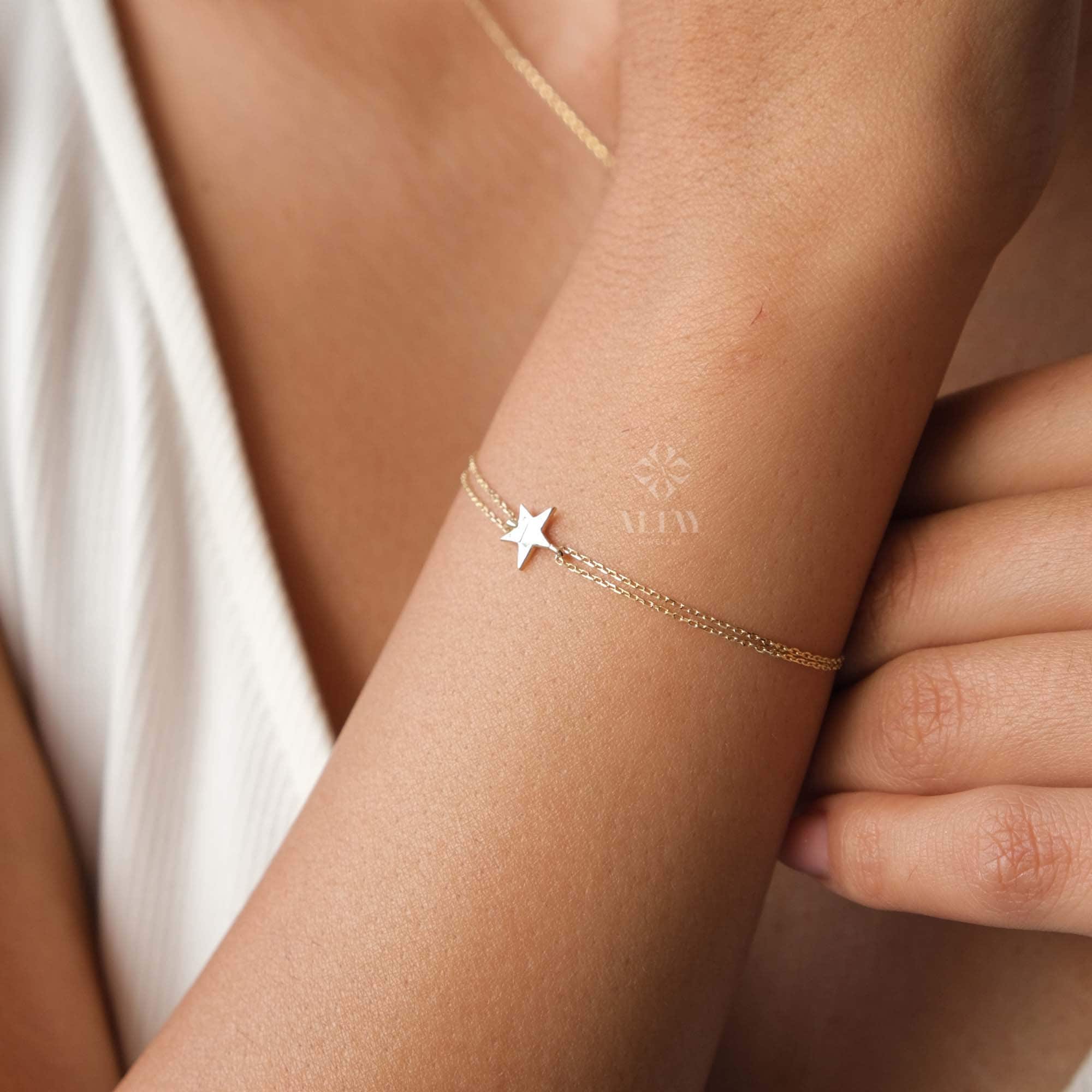 14K Gold Star Bracelet, Tiny Star Bracelet, Dainty Celestial Jewelry, Minimalist Star Charm Bracelet, Handmade Bracelet, Graduation Gift