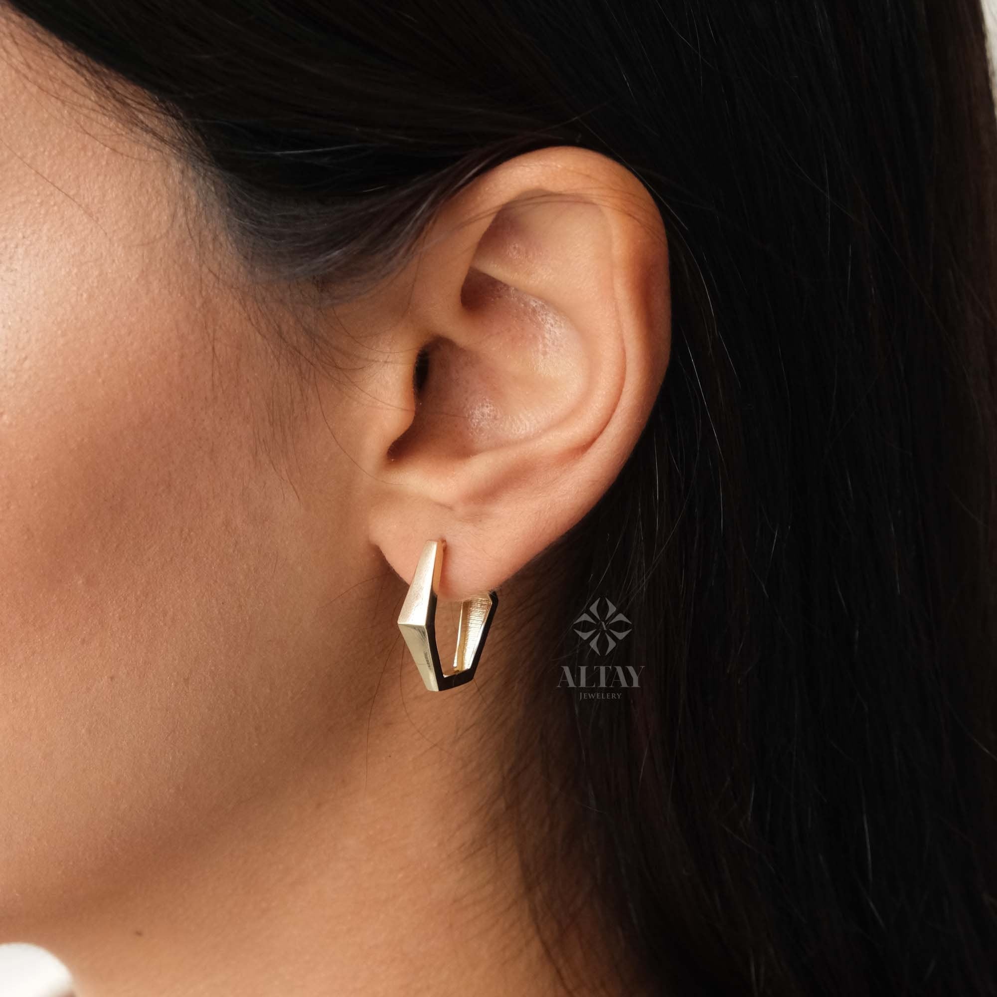 14K Gold Hoop Earring, Hexagon Gold Hoops, Geometric Gold Earrings, Dainty Hoops Huggies, Chunky Everyday Earrings, Shiny Finish Earrings