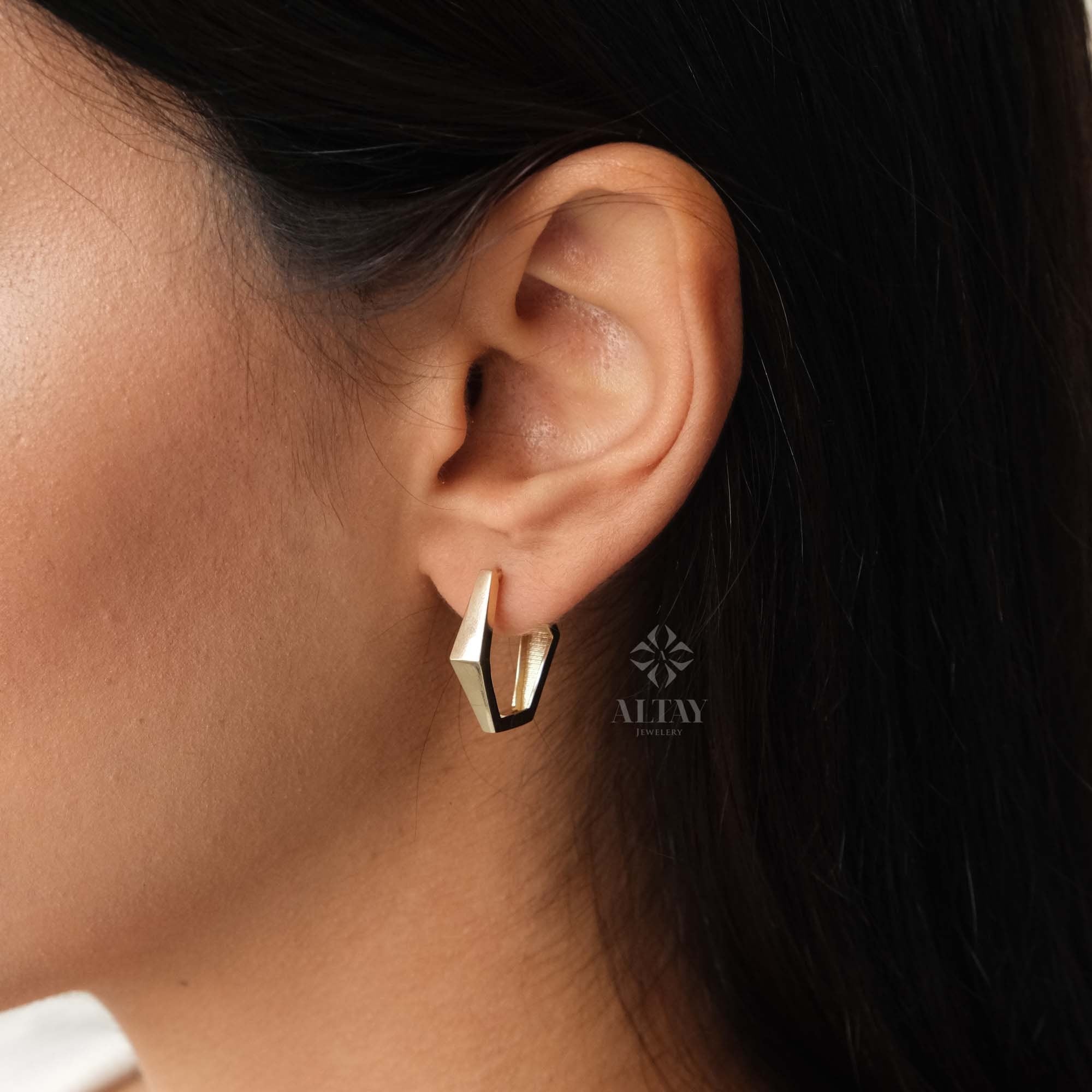 14K Gold Hoop Earring, Hexagon Gold Hoops, Geometric Gold Earrings, Dainty Hoops Huggies, Chunky Everyday Earrings, Shiny Finish Earrings