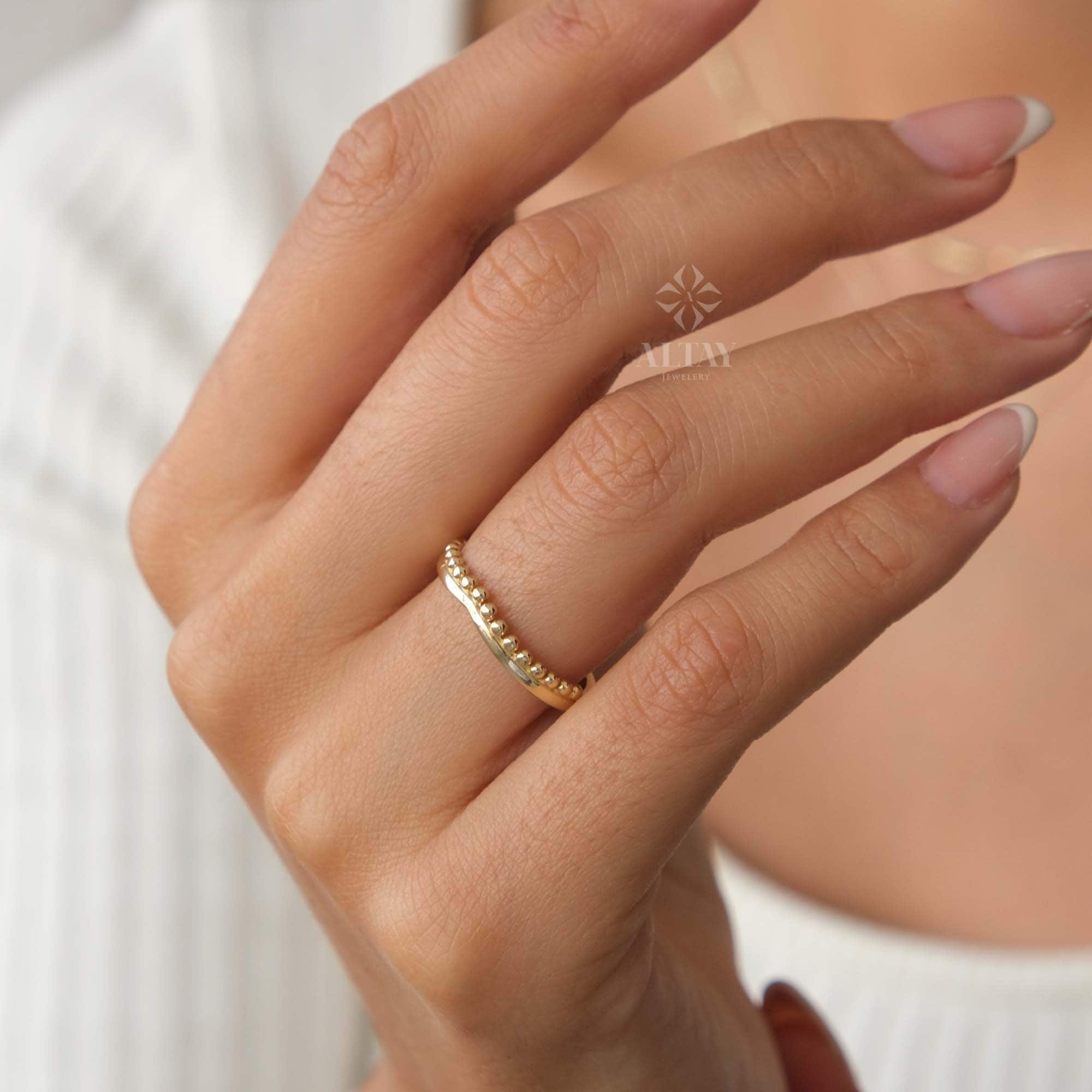 14K Gold Crown Ring, Crown Band Ring, Princess Crown Wedding Ring, Dainty Stacking Ring, Queen Beaded Ring, Vintage Stacking Band Ring
