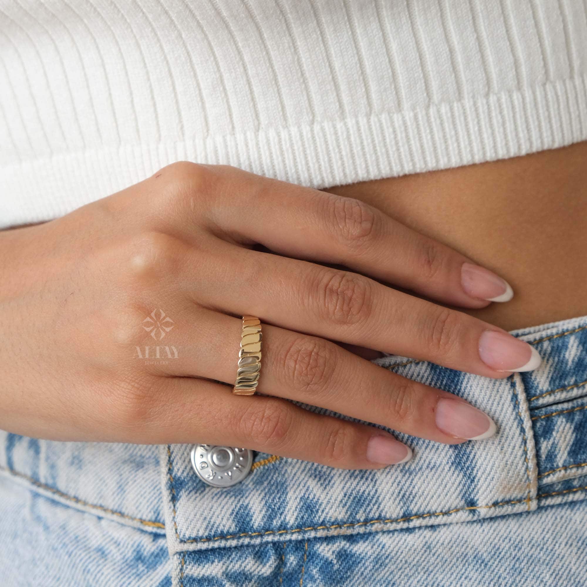14K Gold Chain Ring, Twisted Dome Ring, Chunky Croissant Ring, Statement Gold Ring, Cuban Link Ring, Thick Chain Curb Ring, Bubble Ring
