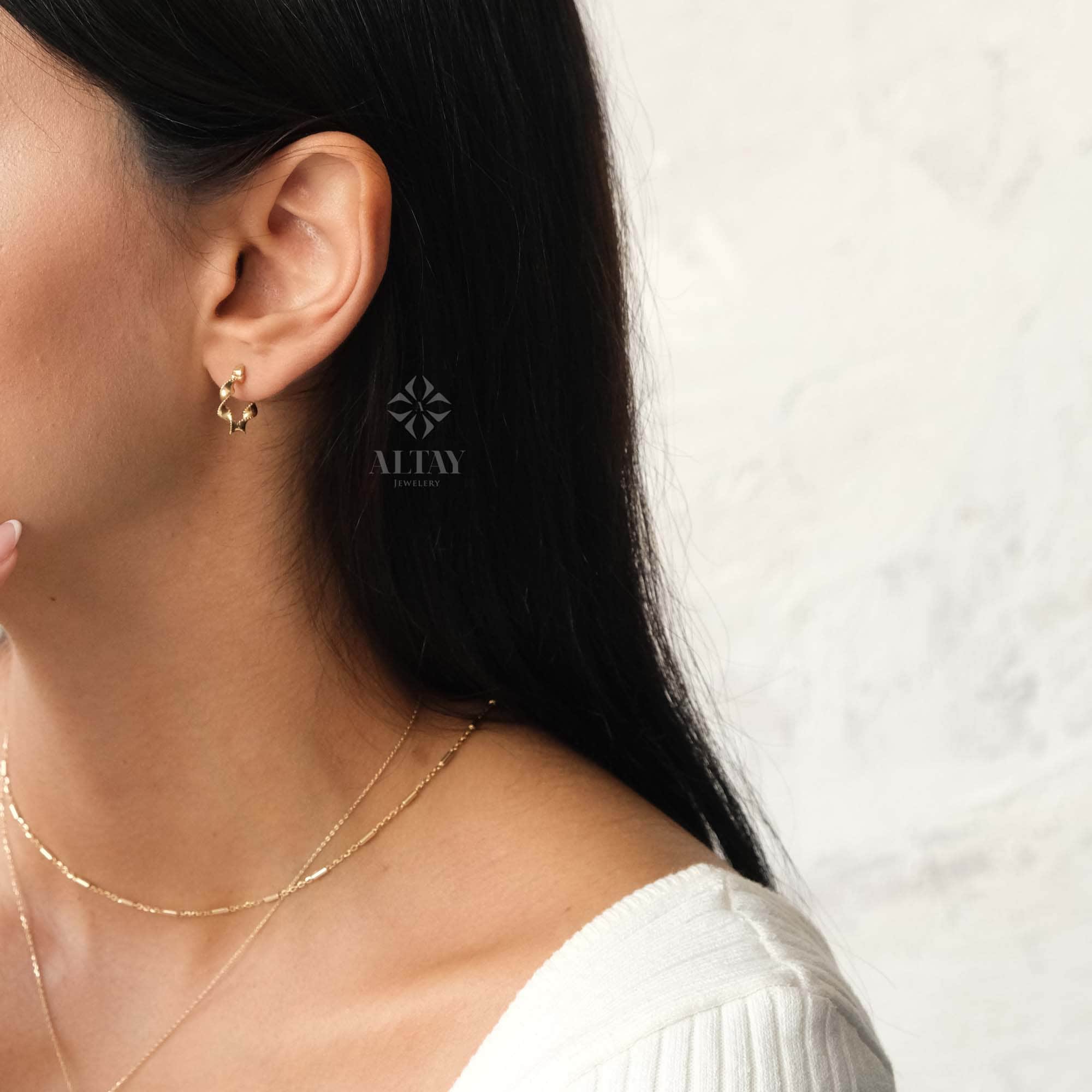 14K Gold Twist Huggie Earrings, Rope Huggie Hoop Earrings, Gold Spiral Hoops, Threader Earrings, Large Twisted Hoop Earrings, Unique Design