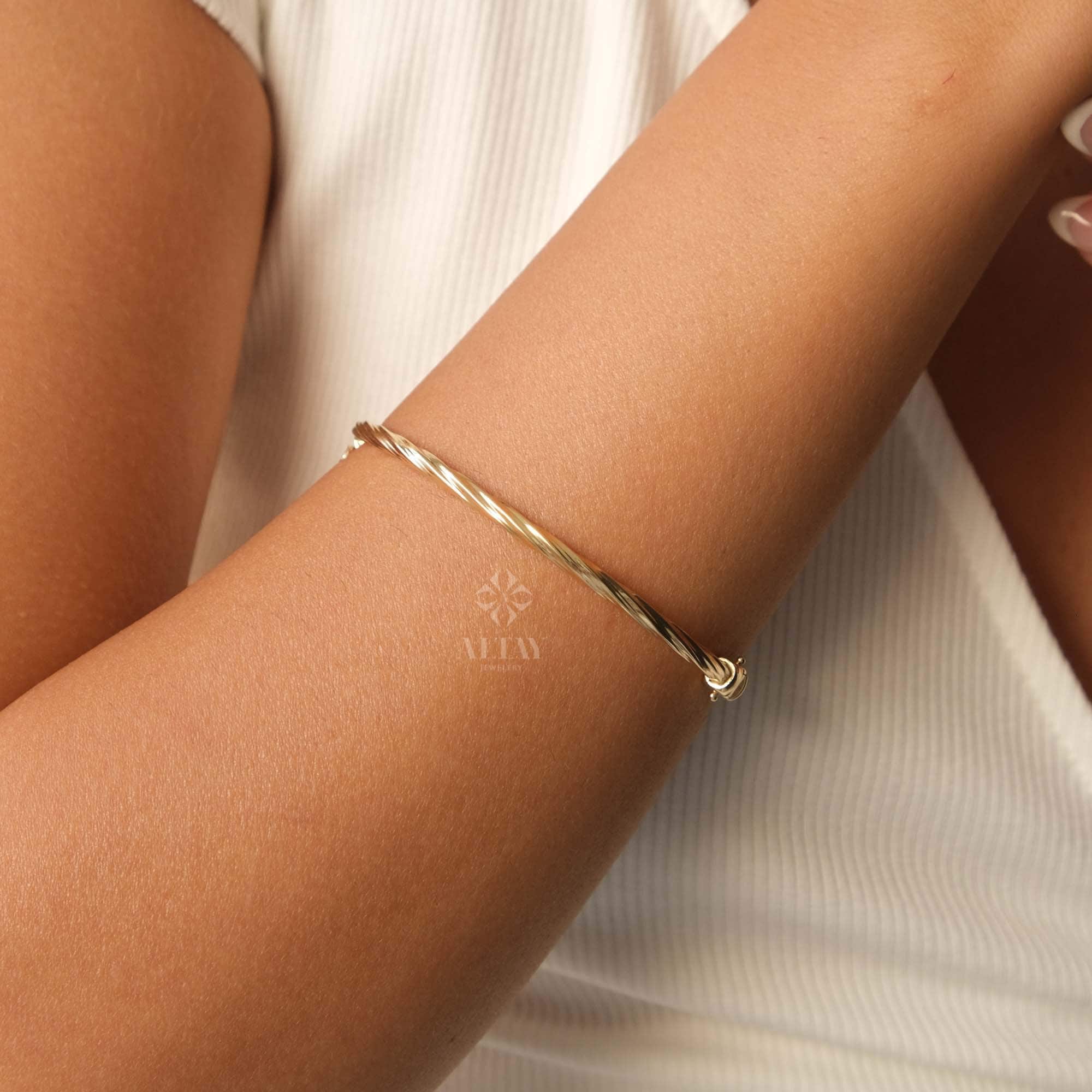14K Gold Twist Bangle, Hinged Gold Bracelet, Custom Gold Bangle, Stacking Gold Cuff, Gold Rope Bangle, Wire Stacking Cuff, Twisted Bracelet
