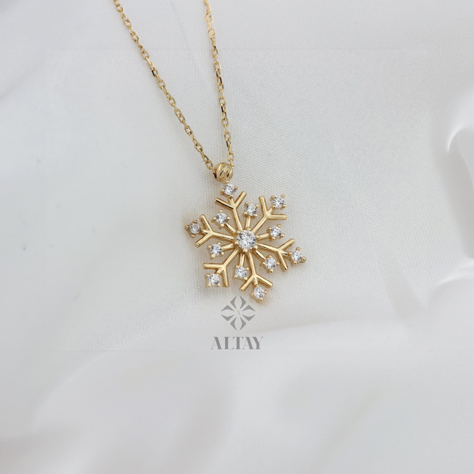 14K Snow Flake Necklace, Gold Snowflake Necklace, Customized Snowflake Necklace, Snow Delicate Dainty Necklace, Winter Necklace