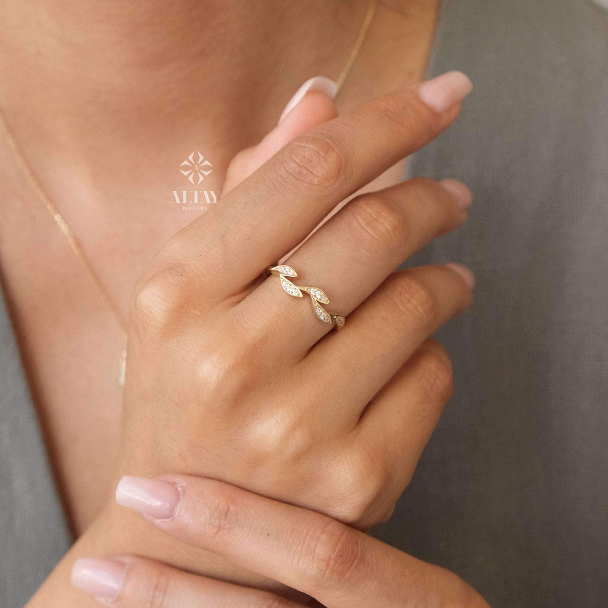 14K Gold Leaf Branch Ring, Gold Leaf Twig Ring, Gold Vine Ring, Layering Ring, Vine Ring, Laurel Ring, Nature Jewelry, Tree Ring, Wife Gift
