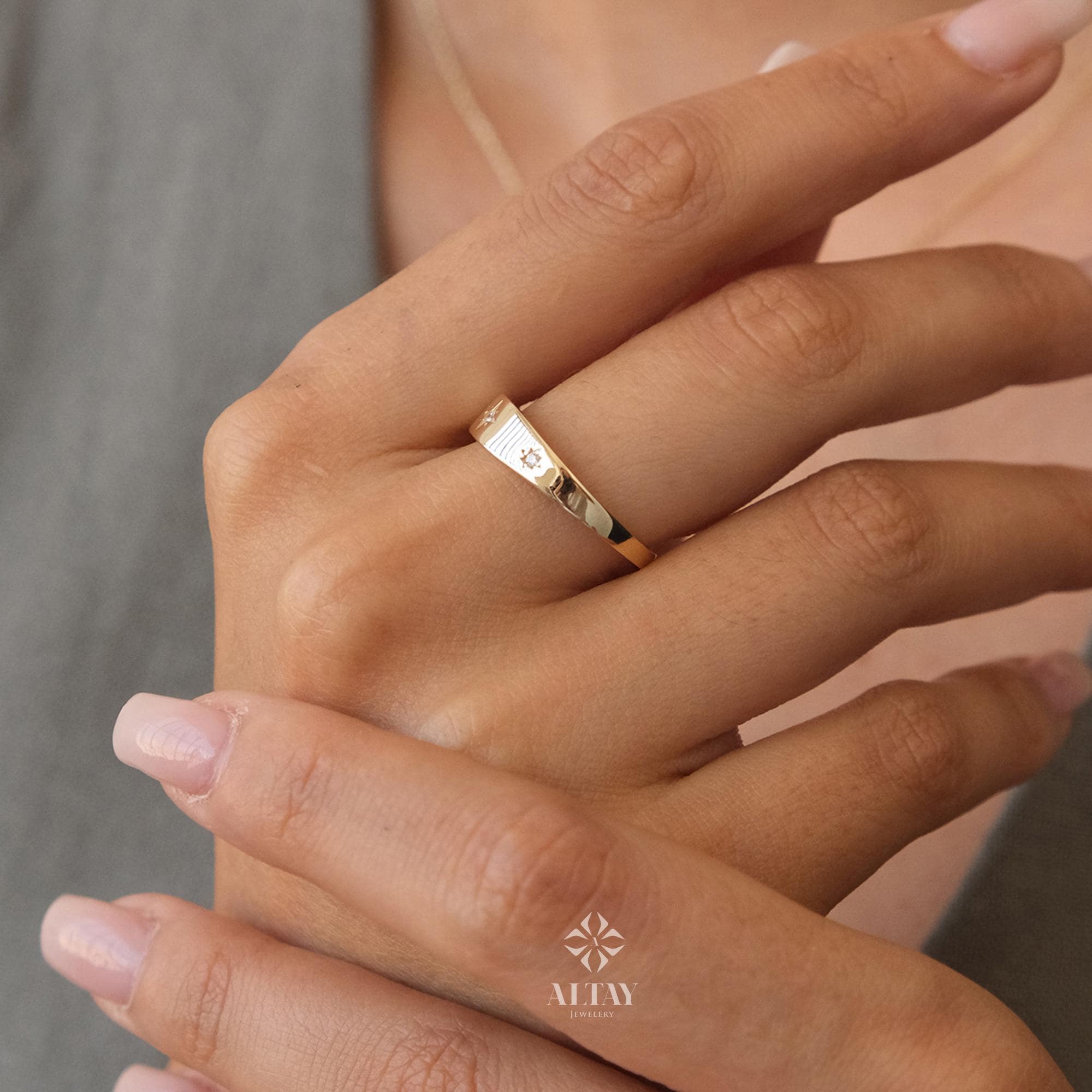 14K Gold North Star Ring, Gold Polar Star Band, Gold Cz Diamond Star Ring, Astrology Starburst Ring, Luck Star Ring, Celestial Pinky Band