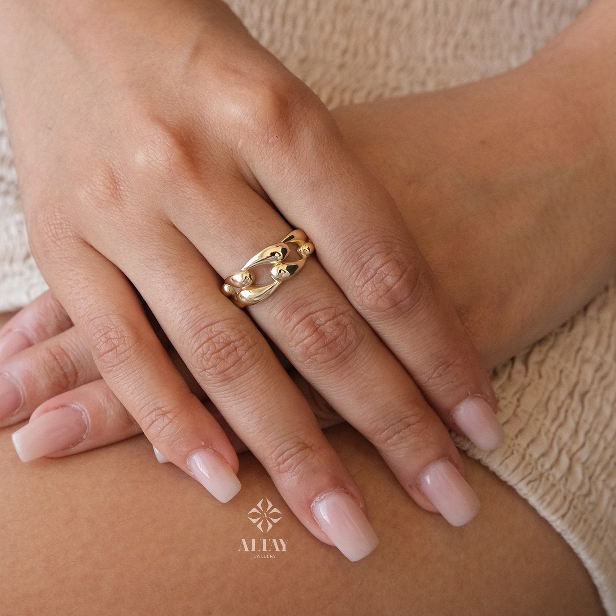 14K Gold Chain Link Ring, Chunky Real Gold Band, Modern Link Ring for Women, Statement Gold Jewelry, Gift for Her