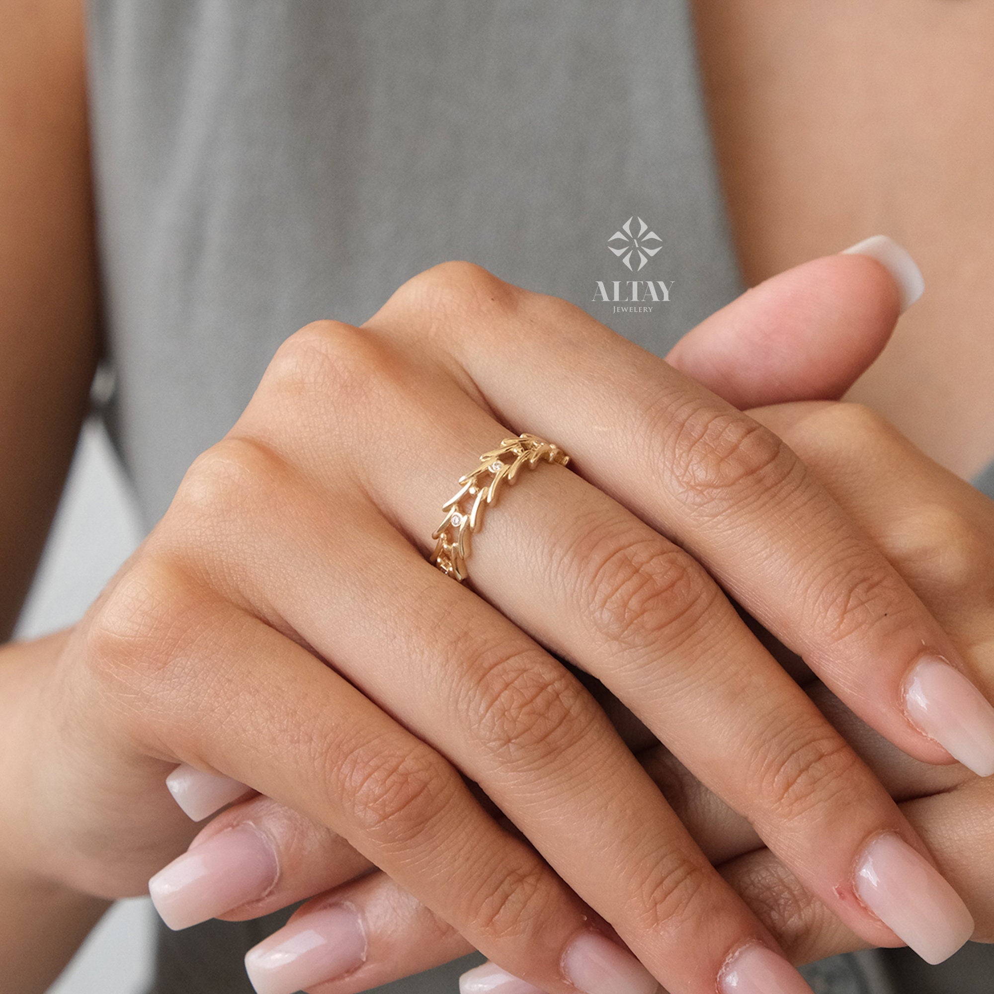 14K Gold Crown Band Ring, Tiara Gold Ring, Princess Crown Weddding Band, Dainty Stacking Ring, Minimalist Crown Ring, Rings For Women