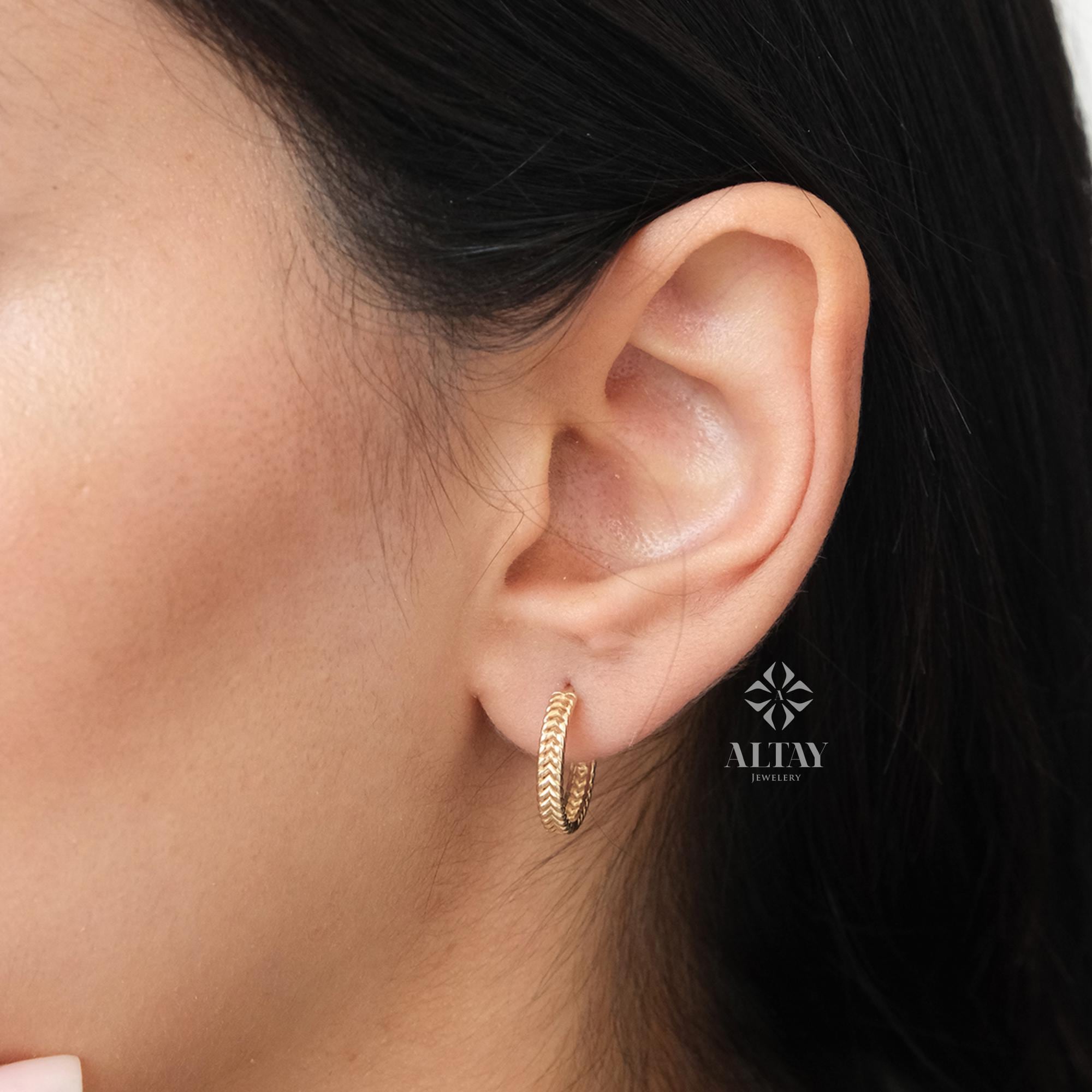 14K Gold Braided Hoop Earrings, Small Leaf Huggies, Rope Leaf Huggies Earrings, Gold Tiny Hoop Earrings, Huggies Hoop, Dainty Hoop Earrings