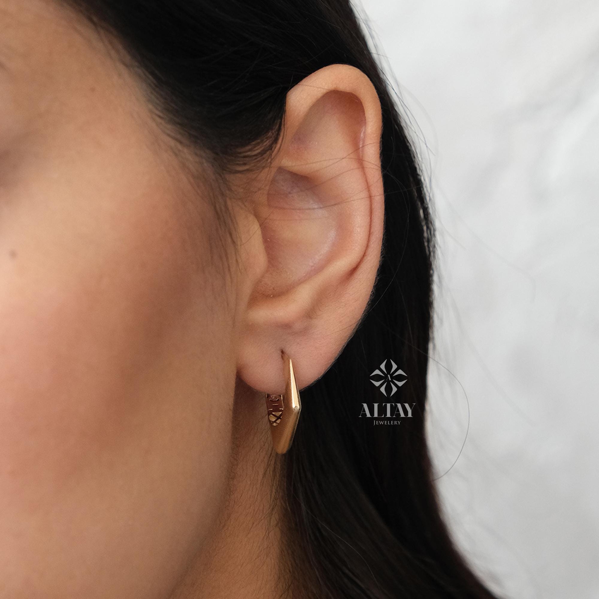 14K Gold Edge Huggie Hoop Earrings, 15mm Hoop Earrings, Geometric Chunky Earrings, Unique Angular Hoop, Edge Dome Huggies, Sparkling Earring