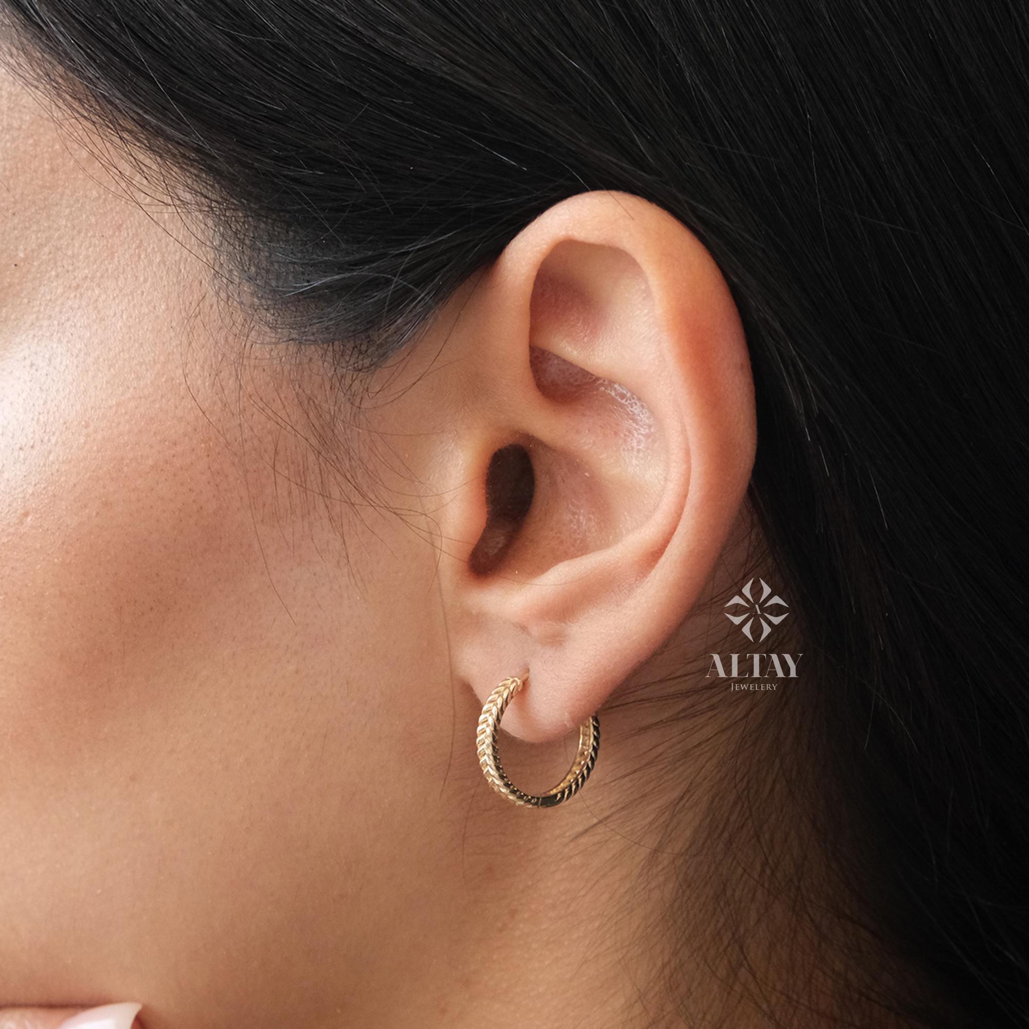 14K Gold Braided Hoop Earrings, Small Leaf Huggies, Rope Leaf Huggies Earrings, Gold Tiny Hoop Earrings, Huggies Hoop, Dainty Hoop Earrings