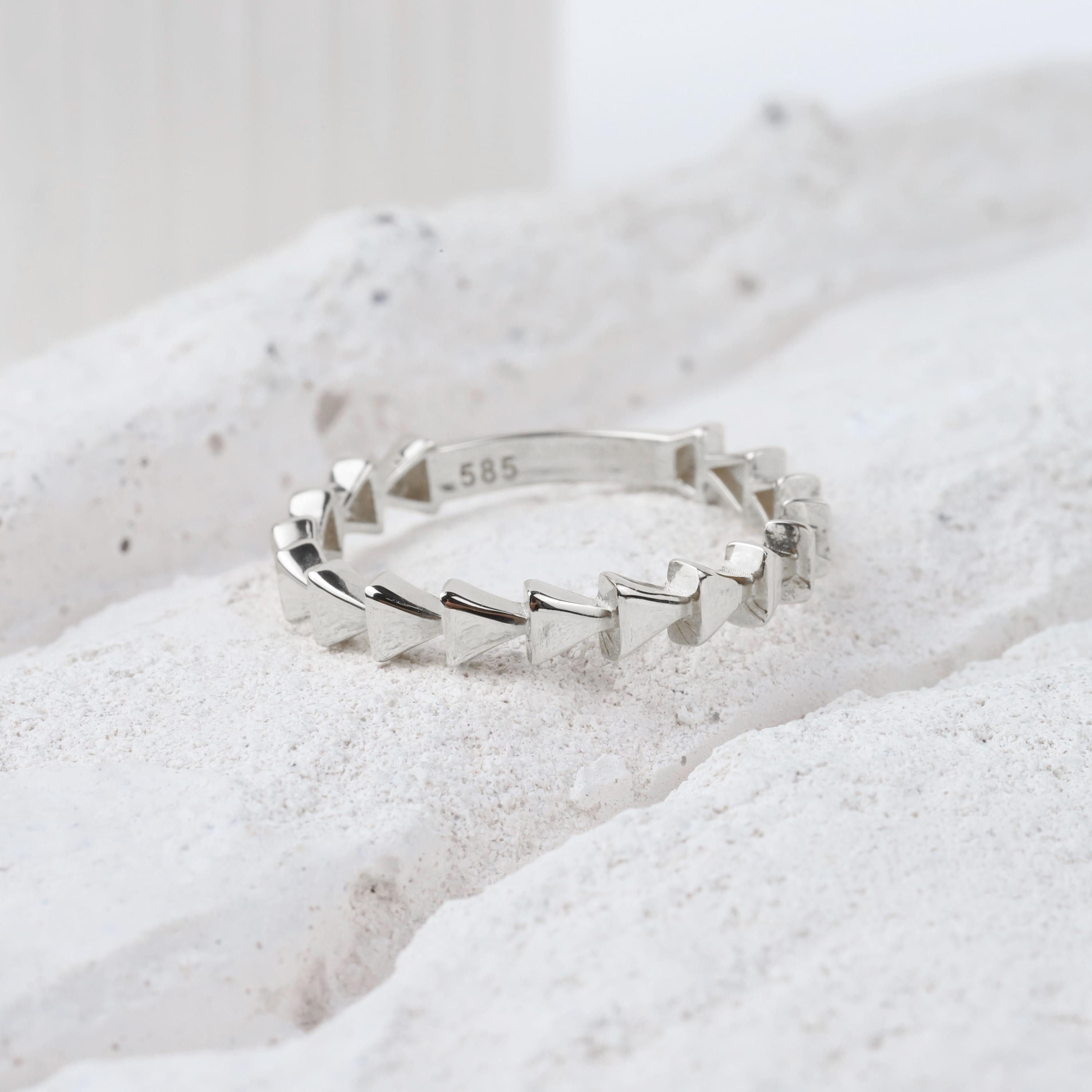 14K Gold Herringbone Ring, Arrow Braided Gold Band, Wedding Gold Ring, Minimalist Gold Ring, Handmade Dainty Ring, Gift For Wife