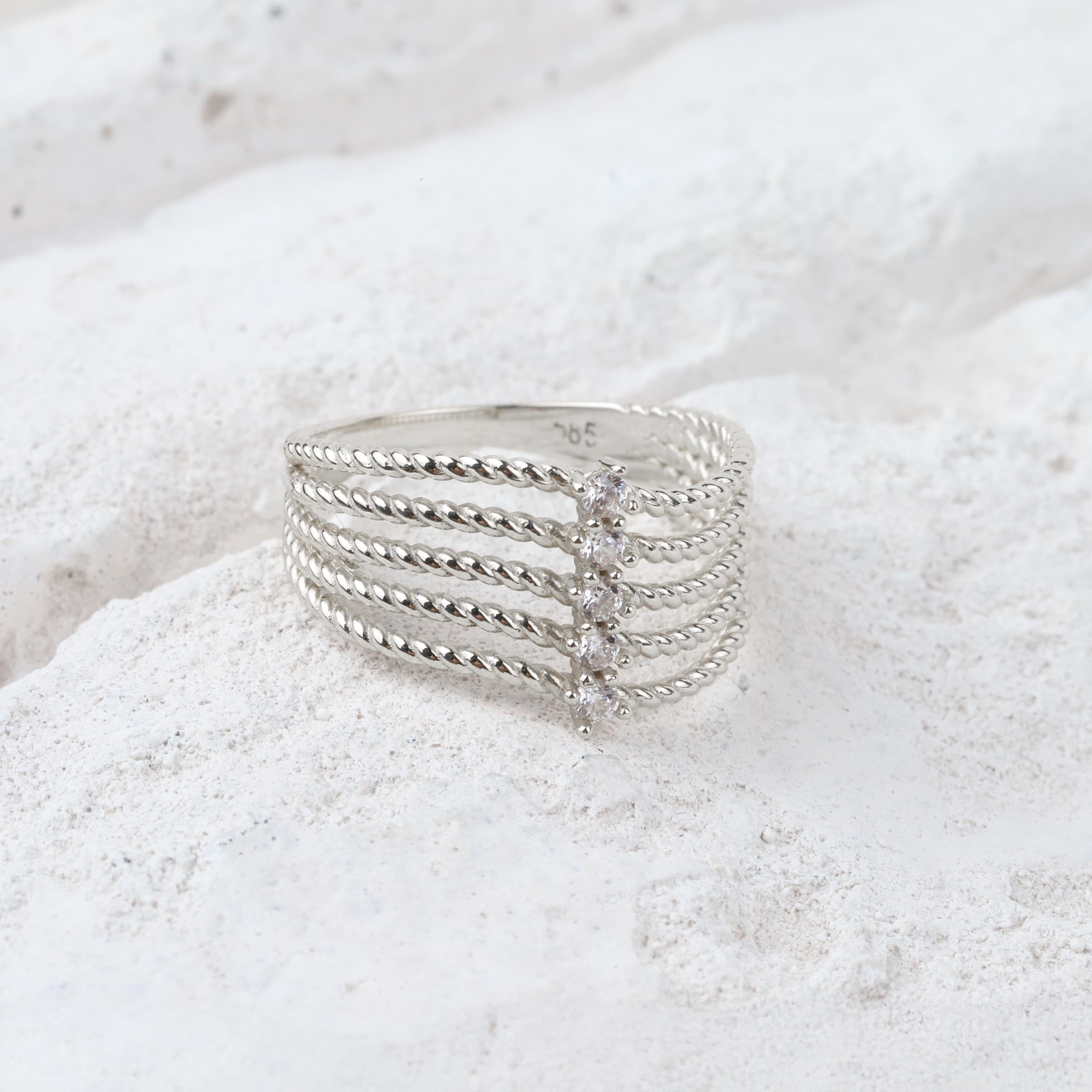 14K Gold 5 Stone Wedding Ring, Braided Band, Promise Anniversary Ring, Bridal Ring, Five Stone Stacking Ring, Dainty Ribbed Wedding Band