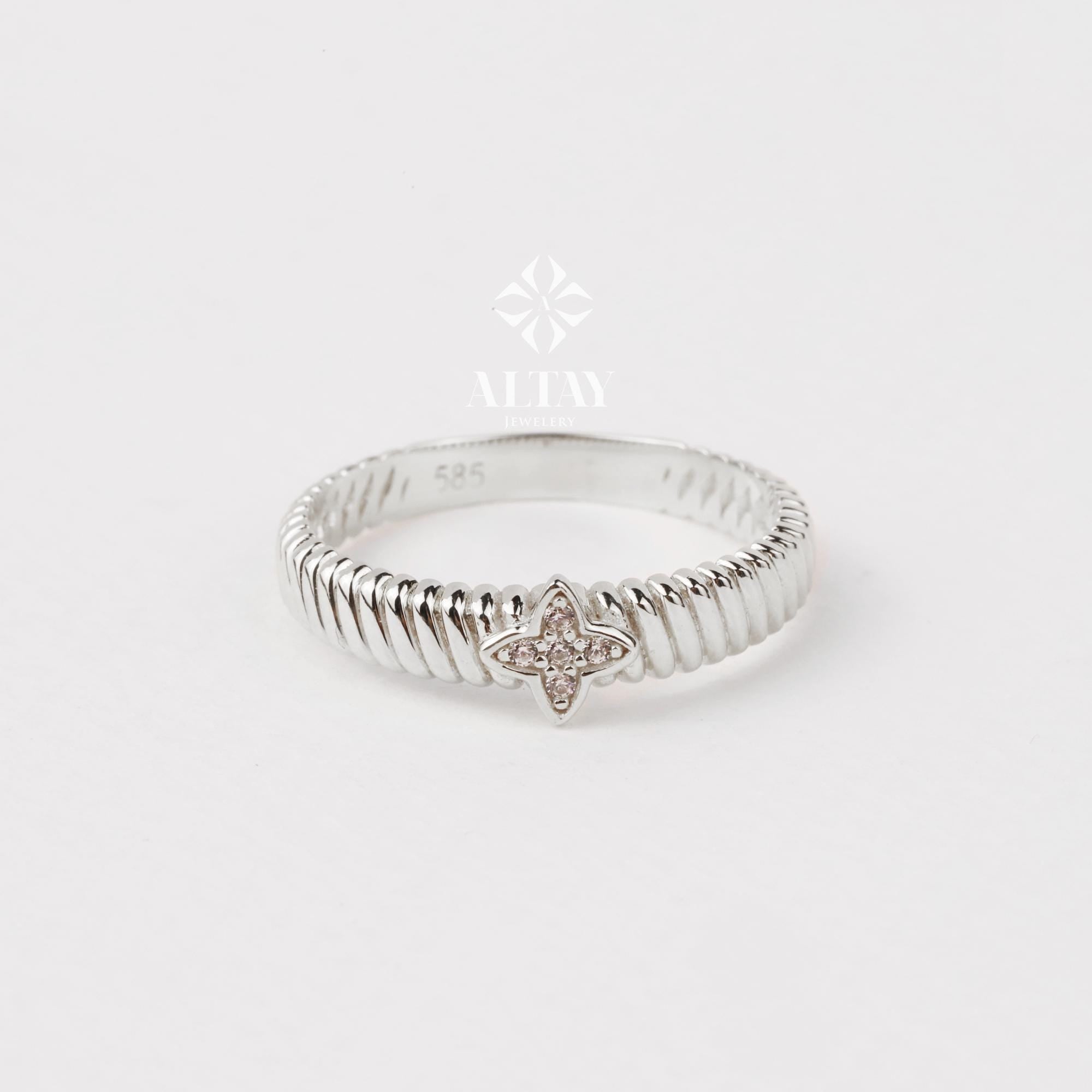14K Gold Four Leaf Clover Ring, Clover Ring, Good Luck Clover Charm Ring, Gold Leaf, St. Patrick's Day Accessory Band, Gift for Her Wife