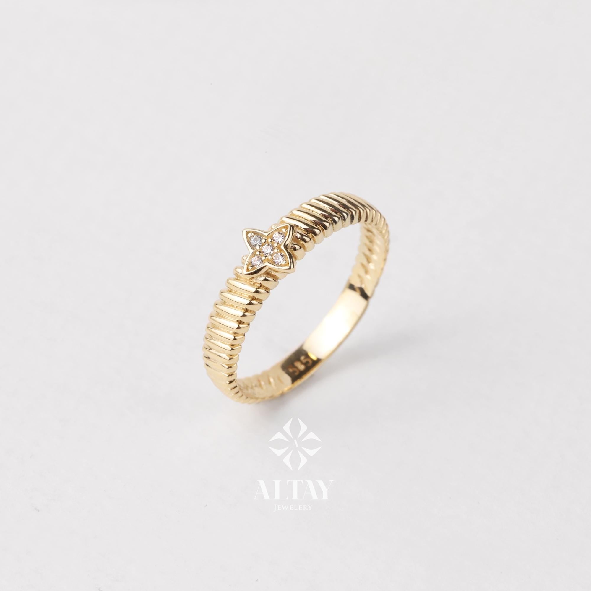 14K Gold Four Leaf Clover Ring, Clover Ring, Good Luck Clover Charm Ring, Gold Leaf, St. Patrick's Day Accessory Band, Gift for Her