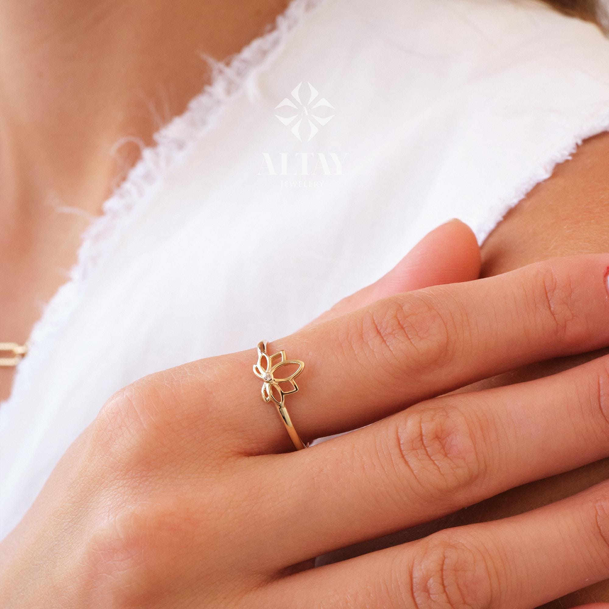 14K Gold Lotus Ring, Lotus Flower Ring, Dainty Gold Ring, Minimalist Ring, Meditation Ring, Stacking Ring, Lotus Floral Jewelry, Gift Mom
