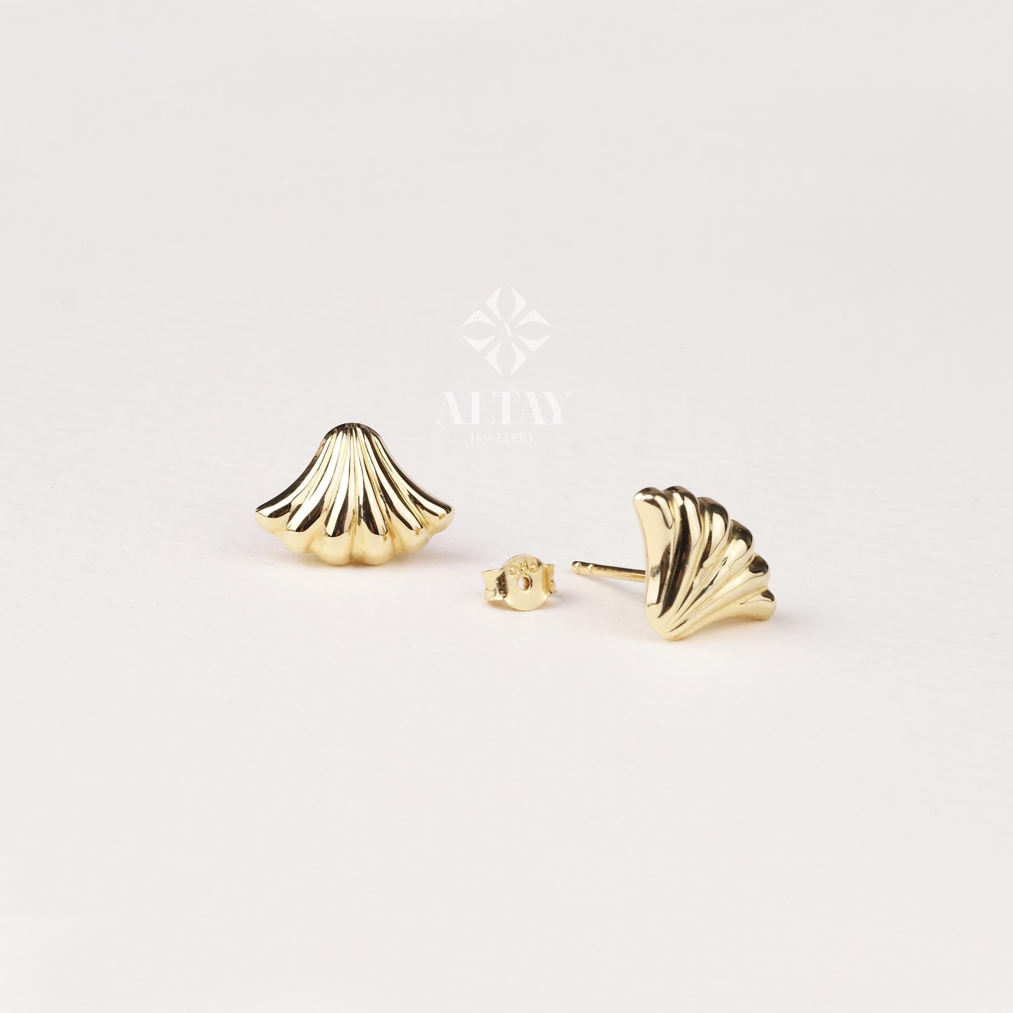 14K Gold Seashell Stud Earrings, Dainty Shell Earrings, Gold Shell Studs, Tiny Sea Shell Earrings, Beach Jewelry, Cute Little Stud