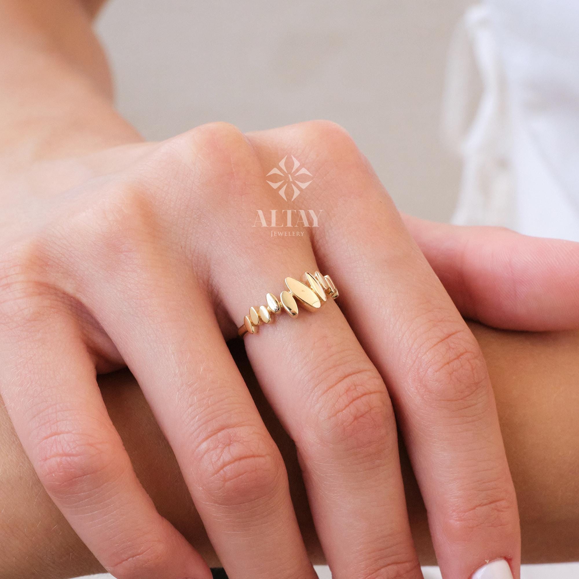 14K Gold Abstract Oval Ring, Modern Textured Gold Band, Dainty Real Gold Ring, Minimal Everyday Jewelry, Gift for Her