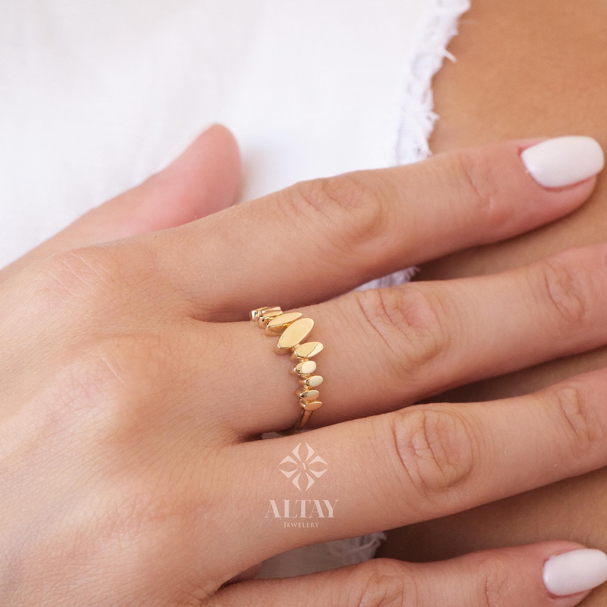 14K Gold Abstract Oval Ring, Modern Textured Gold Band, Dainty Real Gold Ring, Minimal Everyday Jewelry, Gift for Her