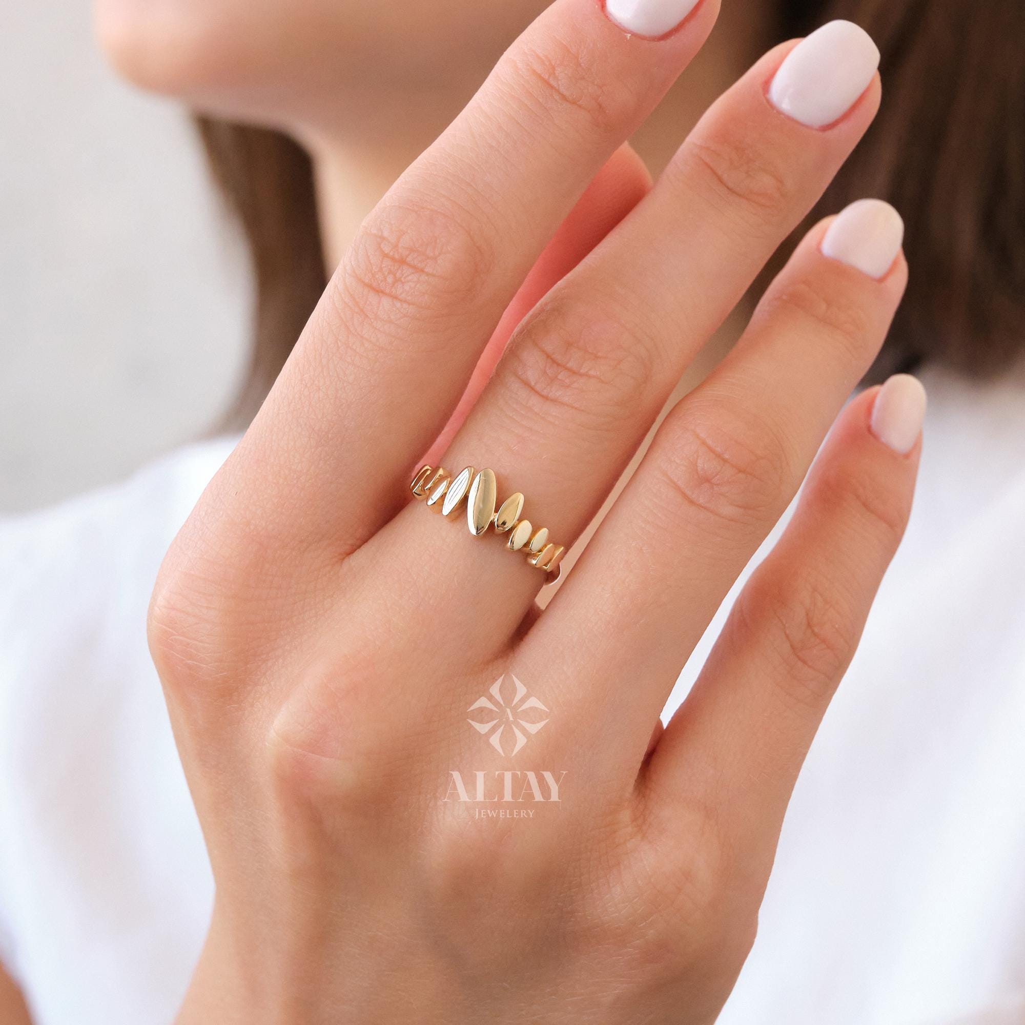 14K Gold Abstract Oval Ring, Modern Textured Gold Band, Dainty Real Gold Ring, Minimal Everyday Jewelry, Gift for Her