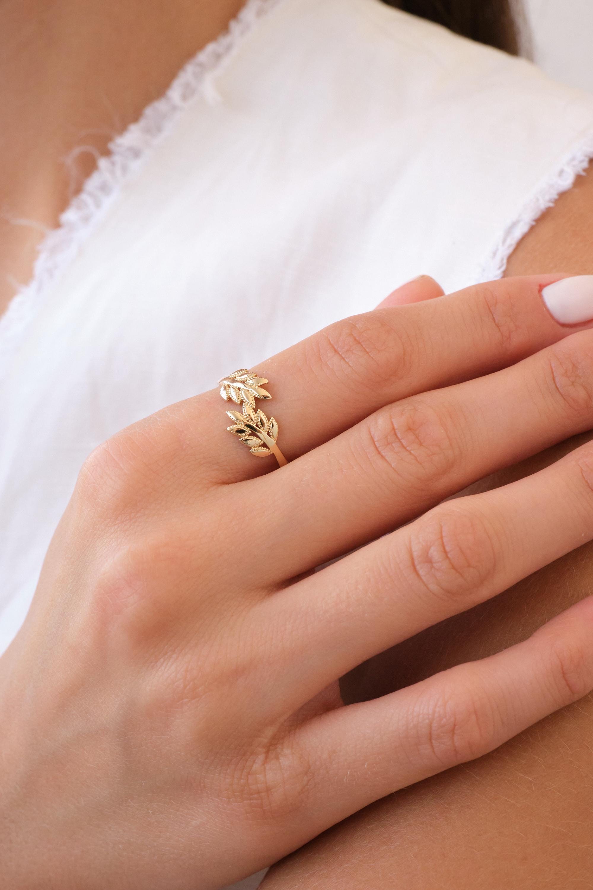 14K Gold Leaf Ring, Dainty Nature Inspired Ring, Minimal Gold Band, Botanical Leaf Ring, Stacking Ring Gift for Her