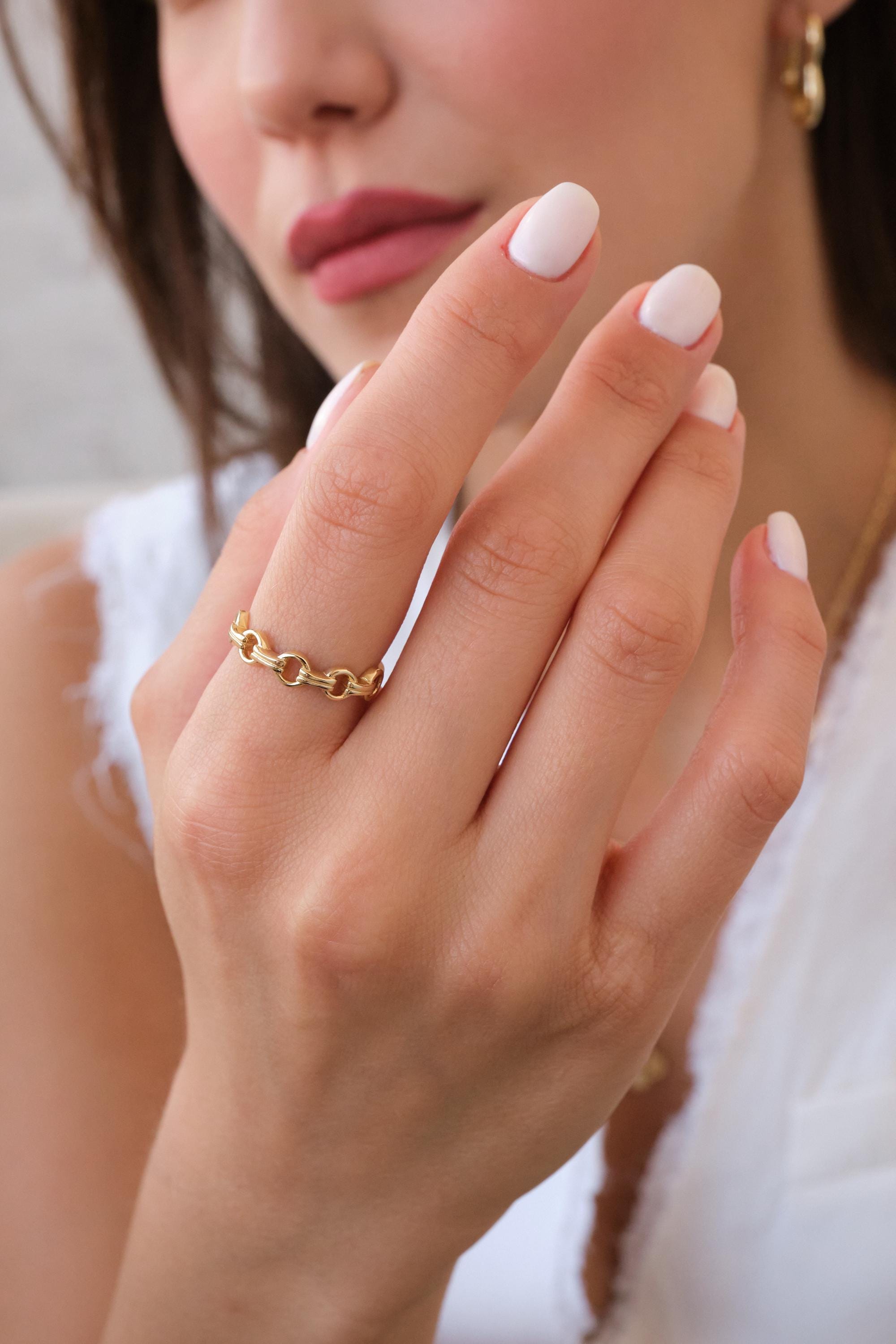 14K Gold Paperclip Chain Ring, Dainty Oval Link Ring, Minimal Solid Gold Band, Everyday Gold Ring, Gift for Her