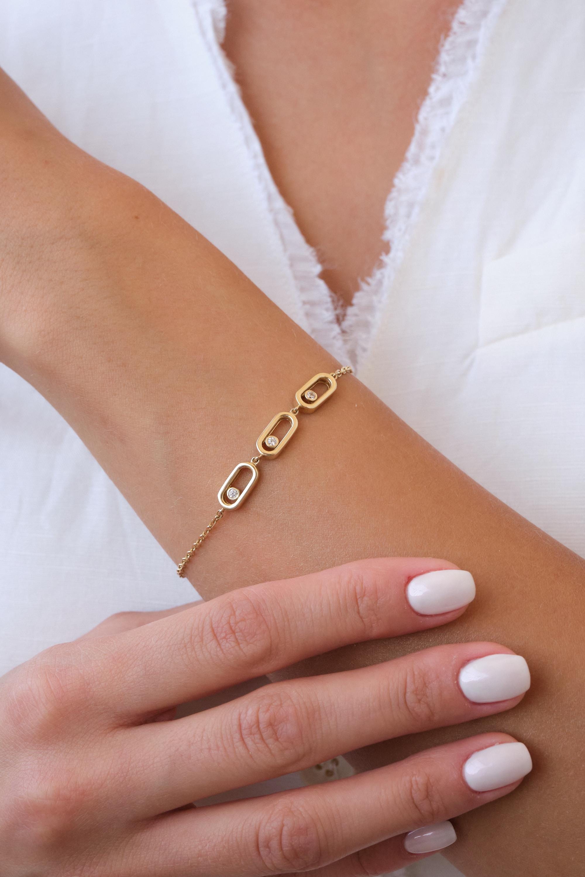 14K Gold CZ Paperclip Bracelet, Oval Link Gold Bracelet, Minimal Sparkly Gold Chain Bracelet, Cubic Zirconia Link Bracelet, Gift for Her