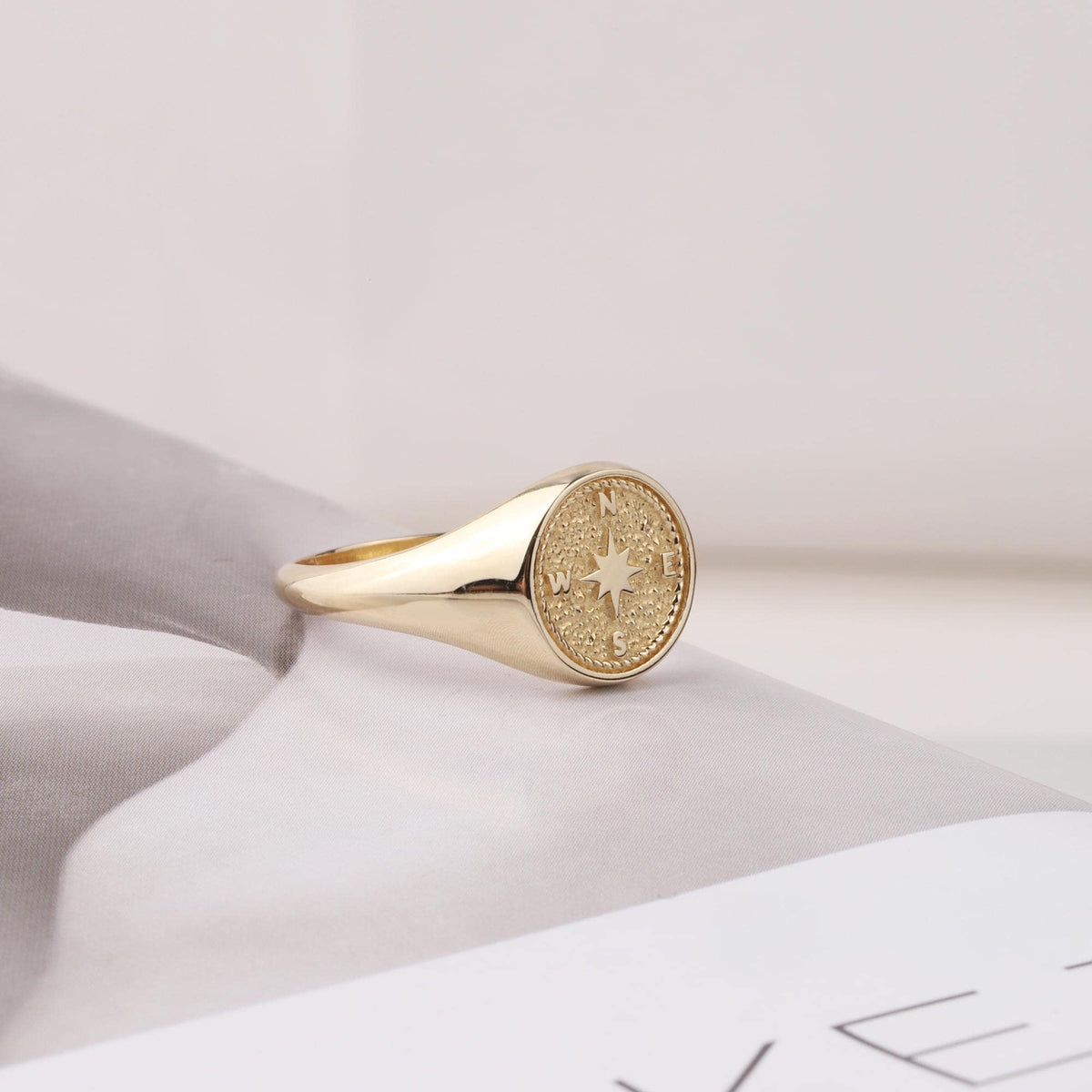14K Gold Compass Ring, Polar Star Band, North Star Turquoise Ring, Astrology Starburst Ring, Luck Star, Celestial Pinky Ring