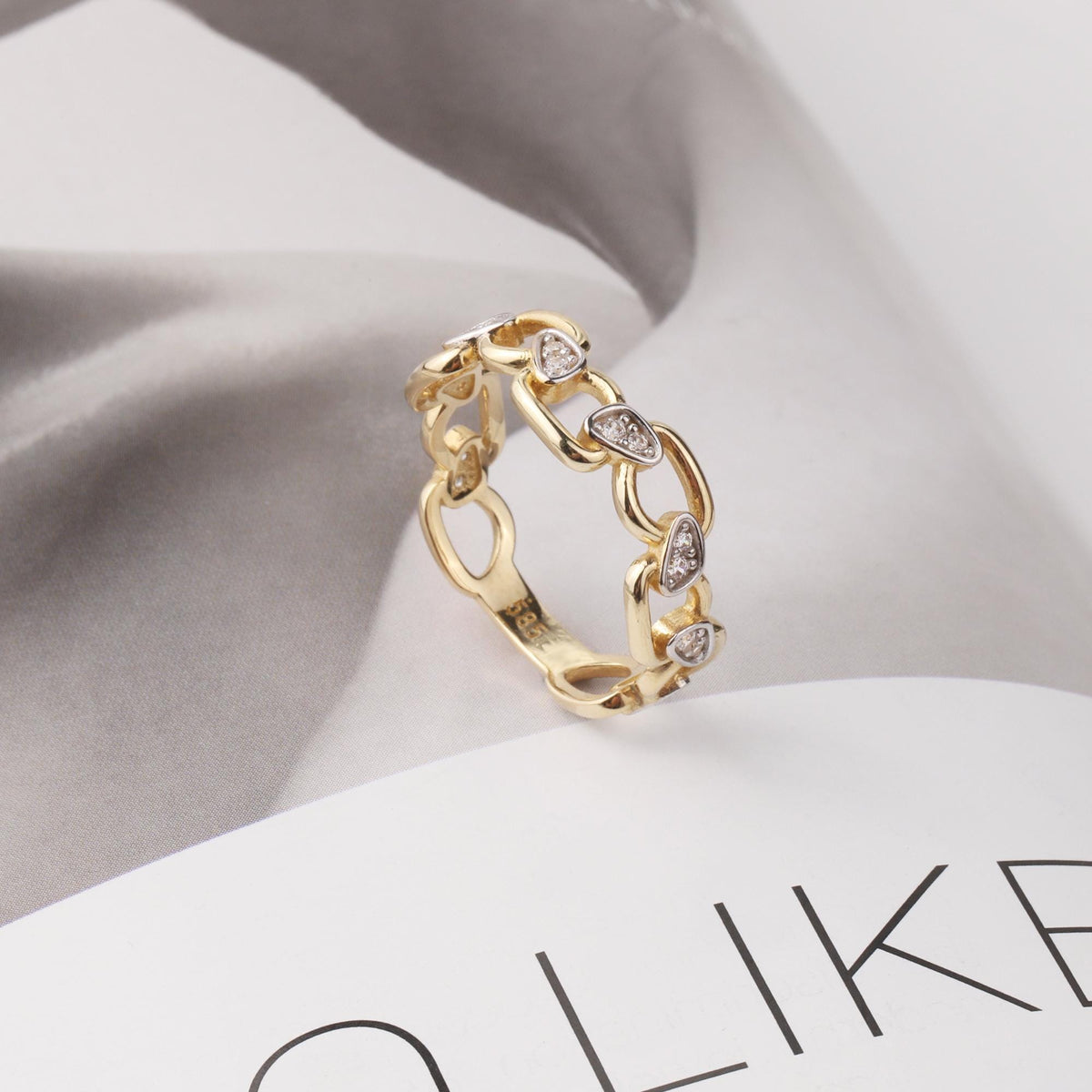 14K Gold Chain Ring, Chain Link Ring, Thick Chain Curb Ring, Bold Chain Ring, Solid Gold Stacking Ring, Layering Minimalist Chain Link