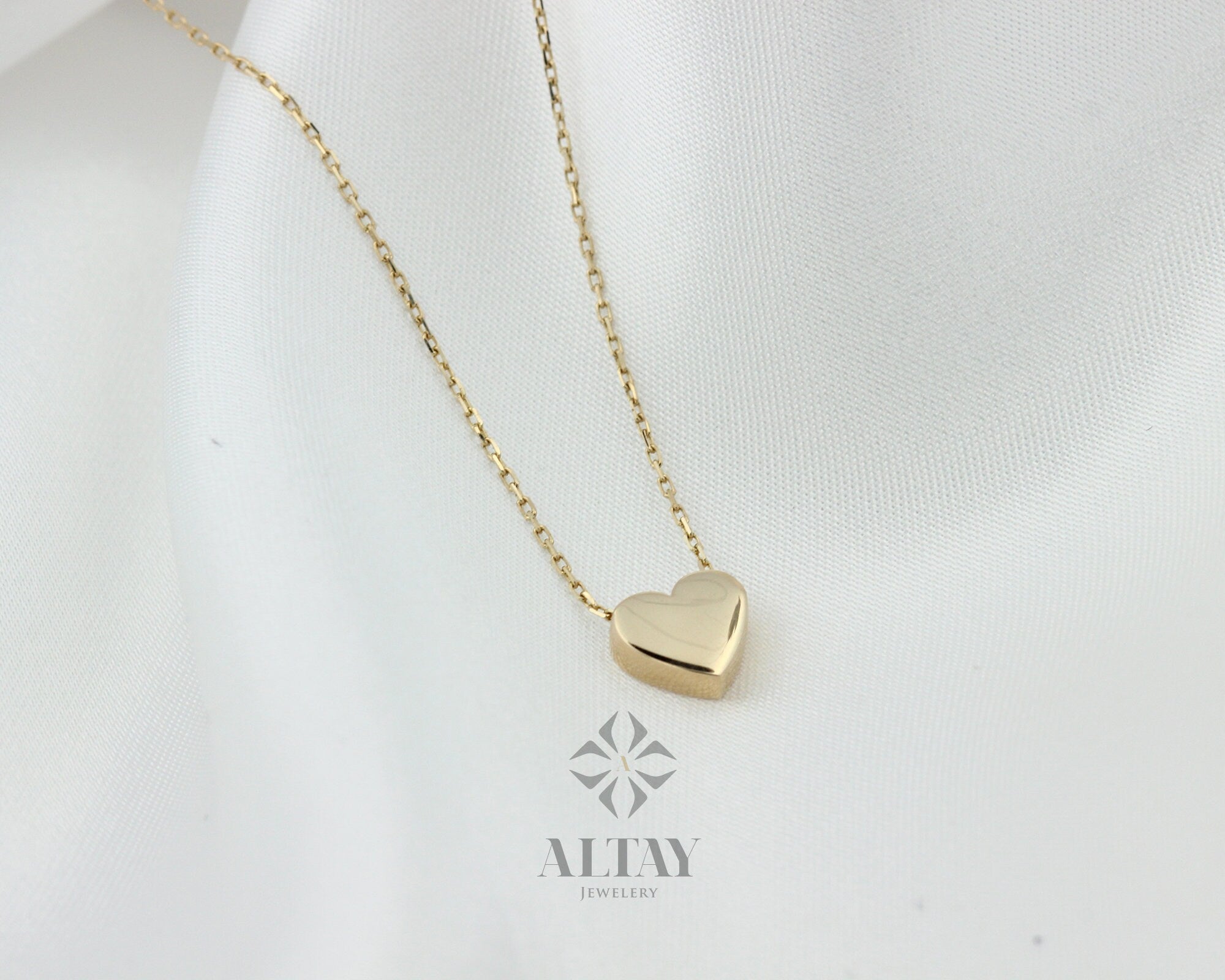 14K Gold Heart Necklace, Heart Shape Pendant, Heart Charm, Minimalist Dainty Love Choker, Good Fortune Symbol, Delicate Gift for Her