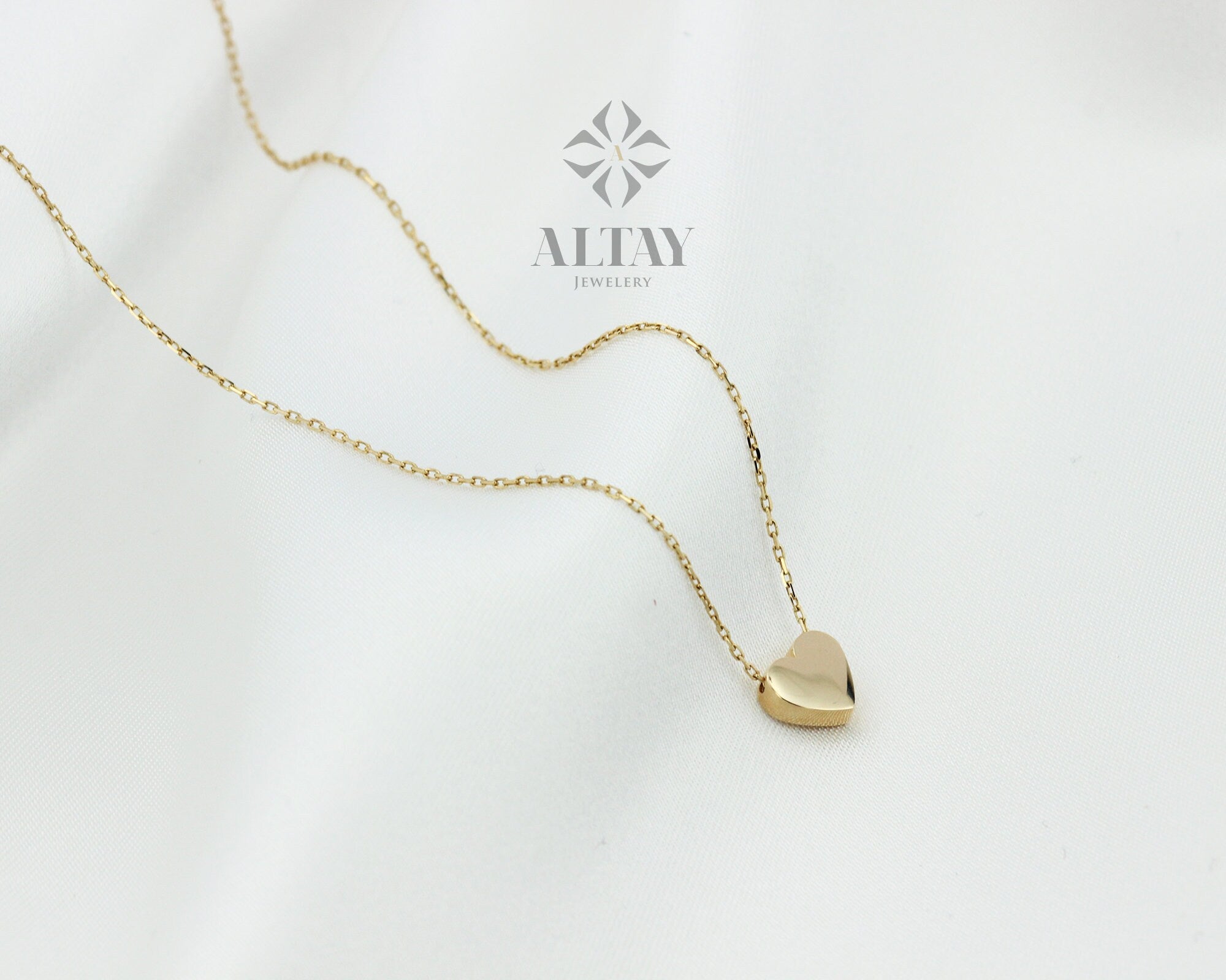 14K Gold Heart Necklace, Heart Shape Pendant, Heart Charm, Minimalist Dainty Love Choker, Good Fortune Symbol, Delicate Gift for Her