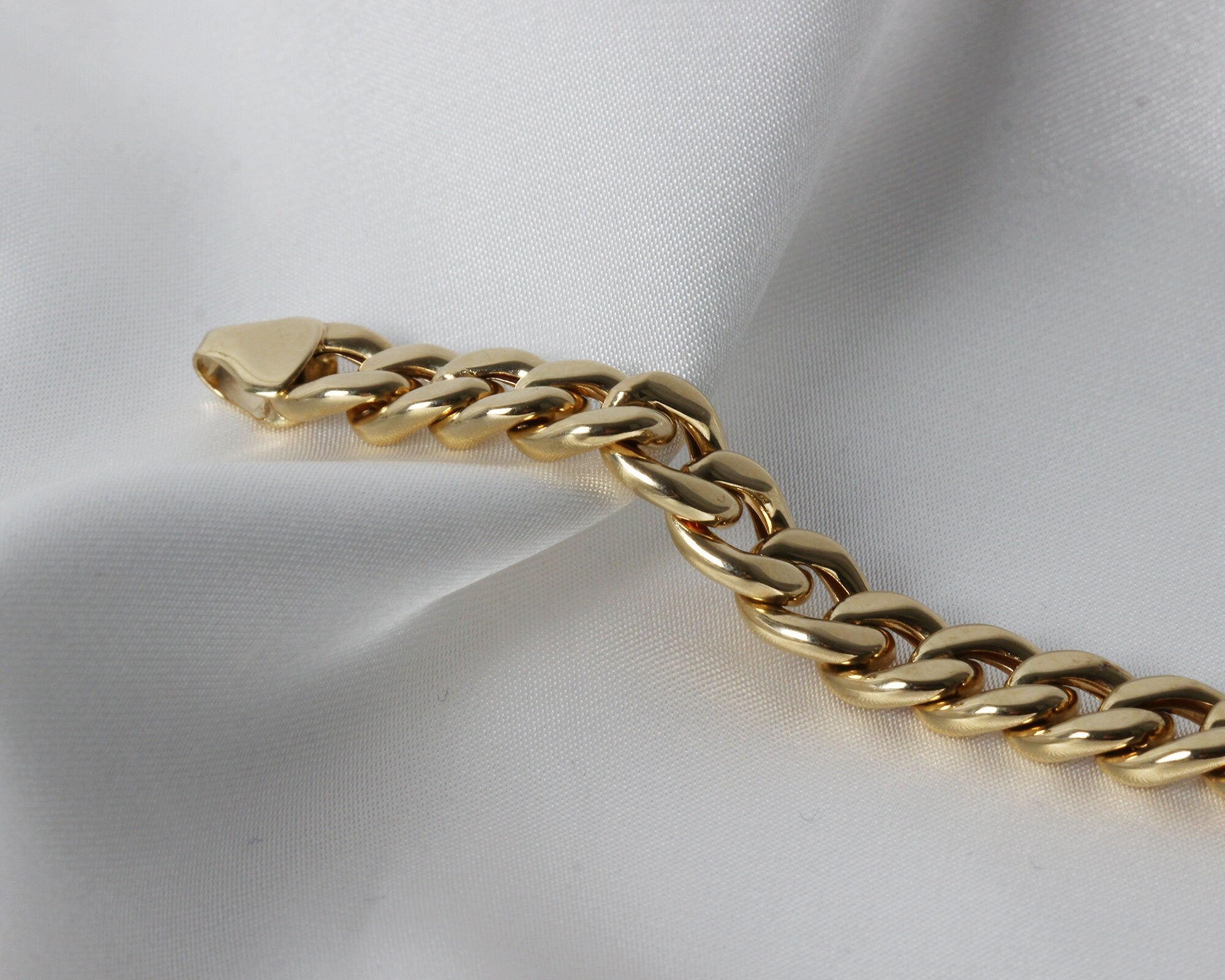 14K Gold 10MM Cuban Link Bracelet, Layering Chain, Chunky Retro Chain, Bold Link, Gift For Her, Stacking Bracelet, Unisex Bracelet