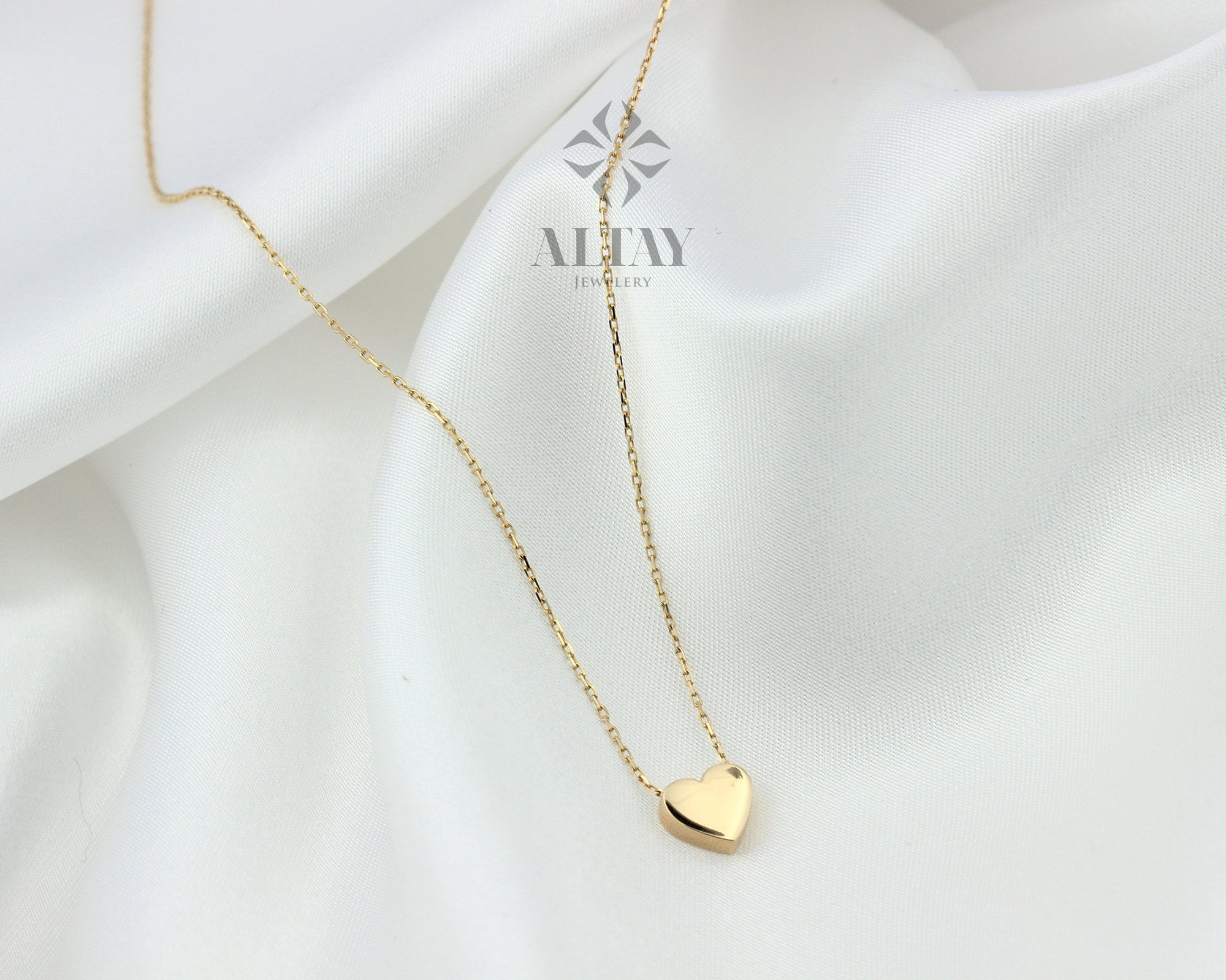 14K Gold Heart Necklace, Heart Shape Pendant, Heart Charm, Minimalist Dainty Love Choker, Good Fortune Symbol, Delicate Gift for Her