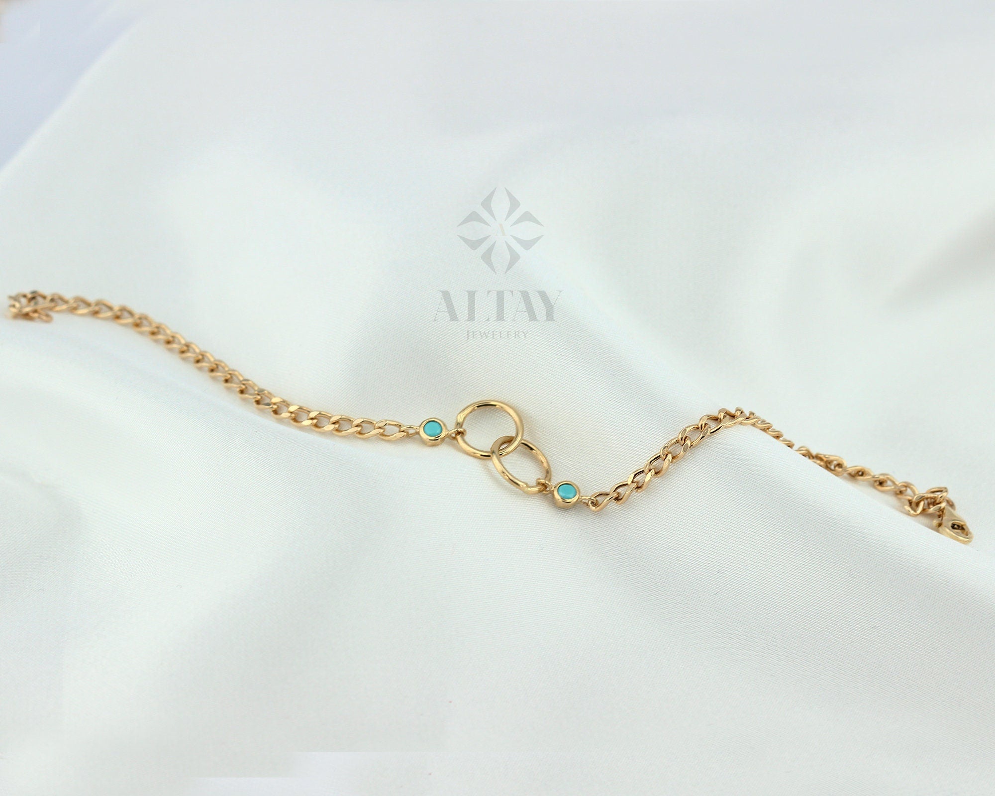 14K Gold Cuban Link Bracelet, Infinity Circle Friendship Bracelet, Curb Bridesmaid Bracelet, Layering Bracelet, Minimal Stacking Bracelet