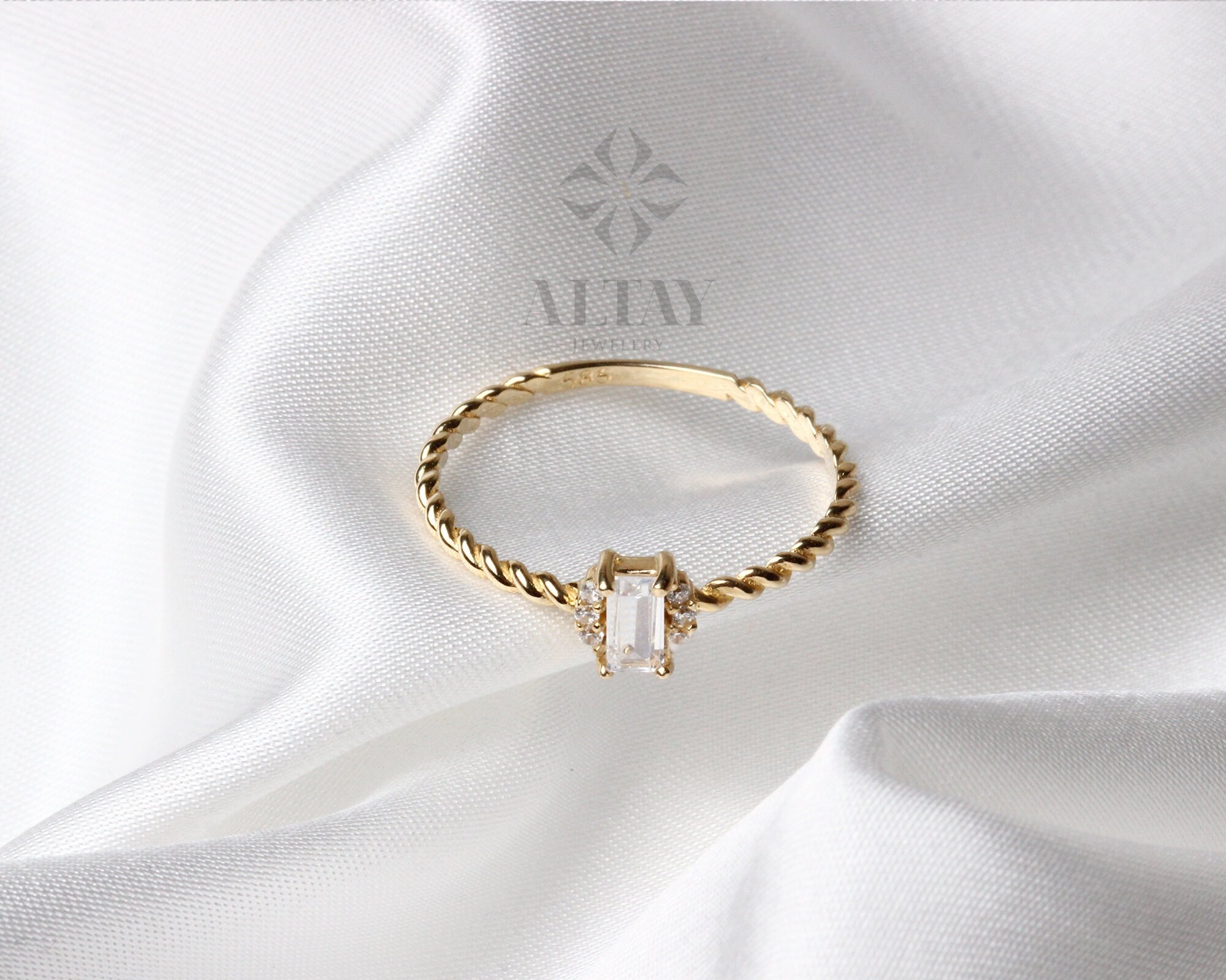 14K Solid Gold Baguette Ring, Cluster Zircon Engagement Gold Ring, Stacking Ring, Dainty Twist Ring, Cluster Ring, Anniversary Gift For Her