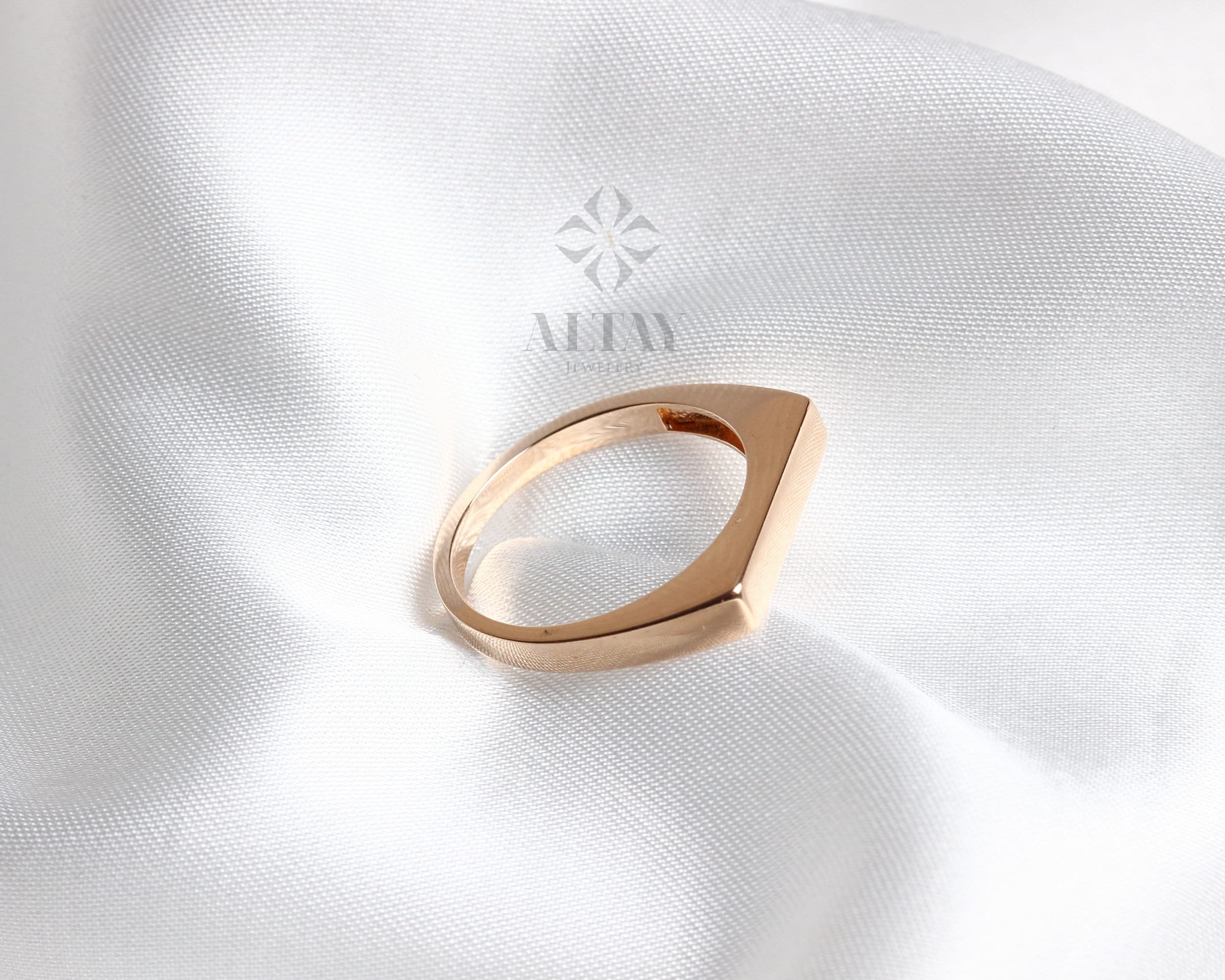 14K Gold Signet Bar Ring, Rectangle Signet Ring, Chevalier Ring, Signet Ring, Women Pinky Ring, Flat Bar Ring, Thin Stacking Ring Jewelry