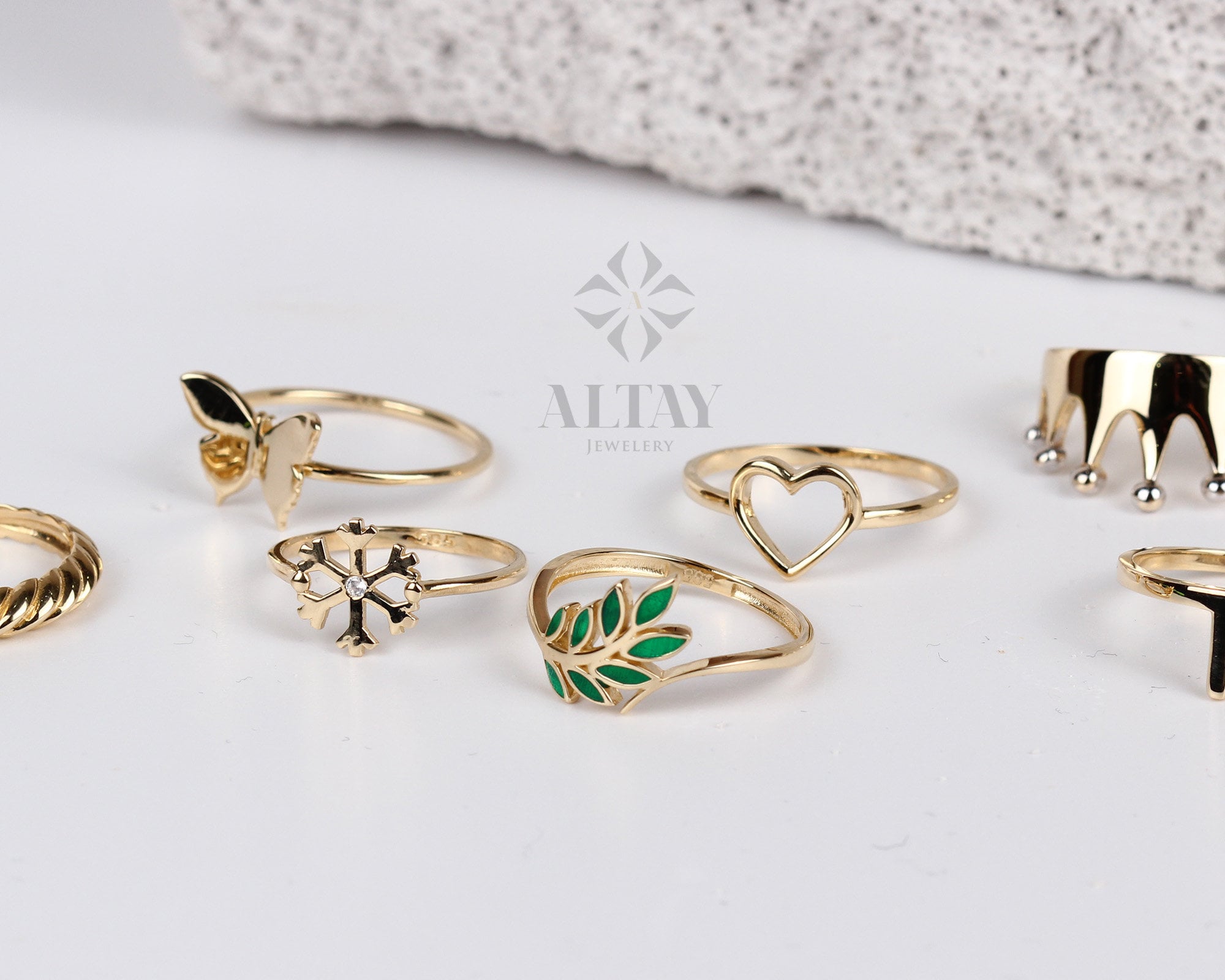 14K Gold Leaf Branch Ring, Gold Leaf Twig Ring, Rose Gold Leaf Ring, Layering Ring, Vine Ring, Laurel Ring, Nature Jewelry, Tree ring