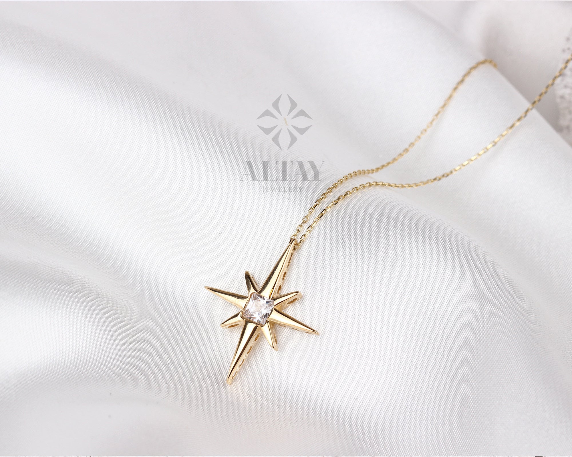 14K Gold North Star Necklace, Celestial North Star Pendant, Gift for Her, Minimalist, Dainty Layering Chain, Christmas, Valentines Day Gift