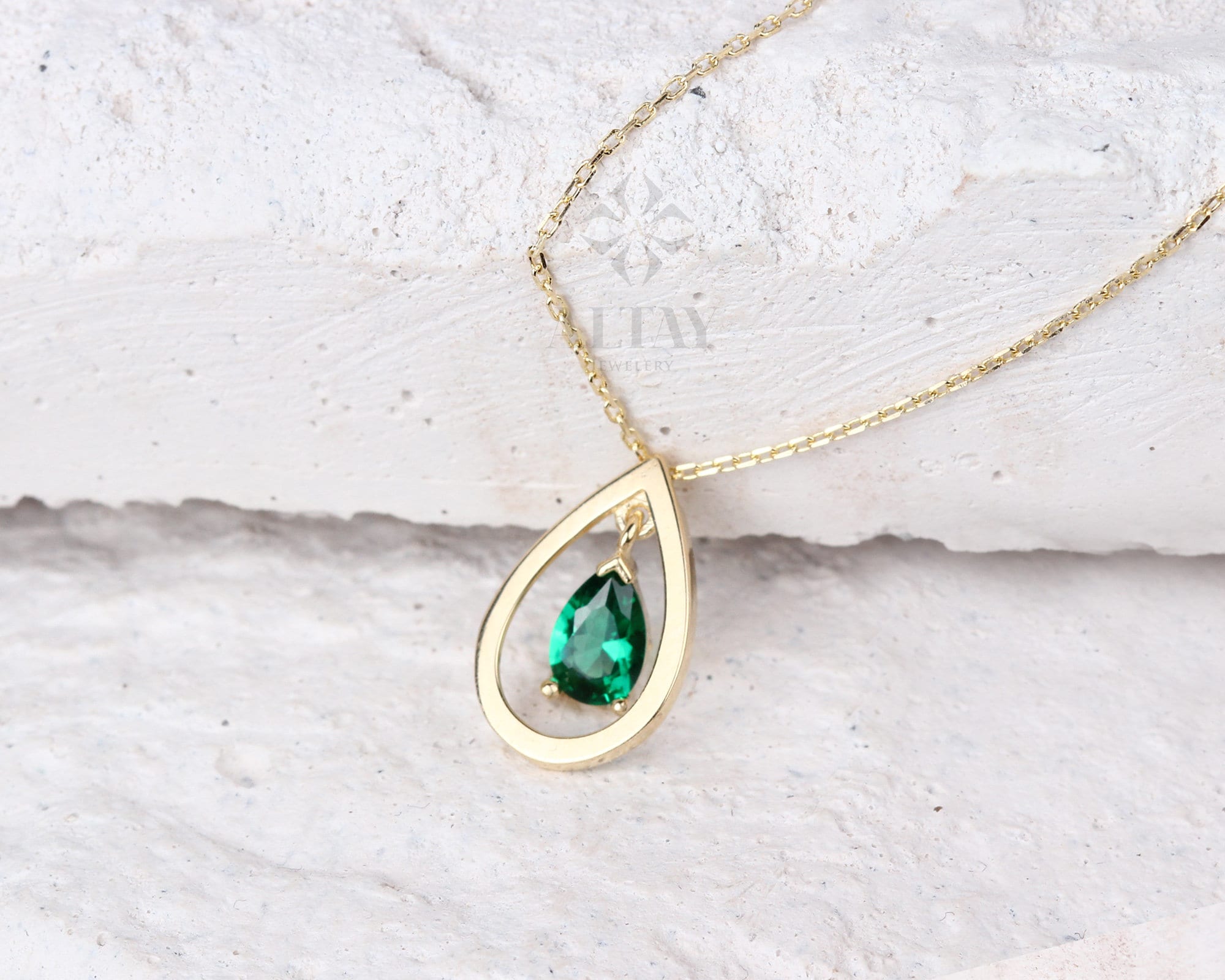 14K Gold Pear Shape Emerald Necklace, Teardrop Emerald Pendant, Solitaire Necklace, Pear Cut Birthstone Necklace, Halo Pendant, Moms Gift