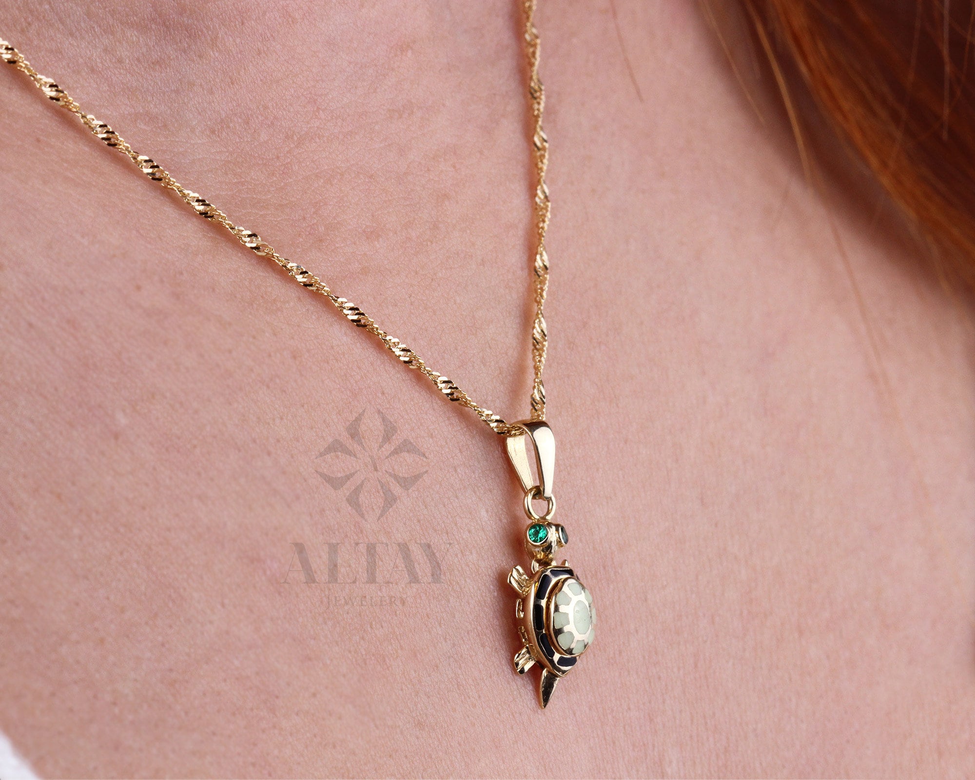 14K Gold Tortoise Pendant, Turtle Necklace, Phosphorus Caretta Caretta Charm, Singapore Twist Chain Choker, Layering Sea Turtle Necklace