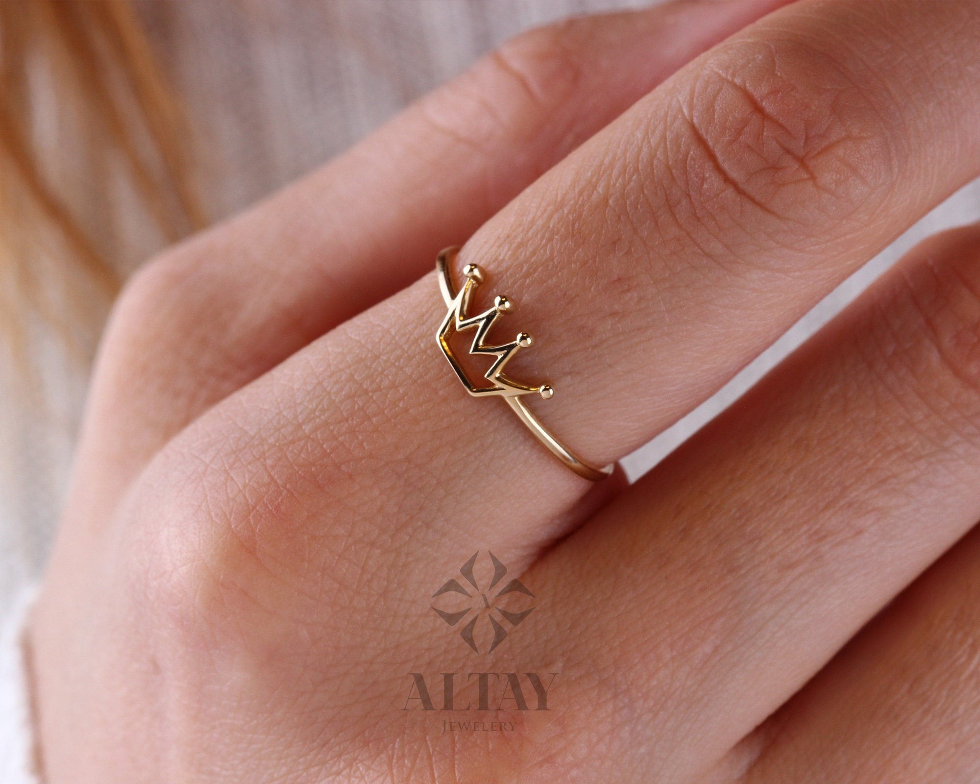 14K Gold Crown Ring, Crown Band Ring, Princess Crown Wedding Ring, Dainty Stacking Ring, Vintage Gold Band Ring, Minimalist Ring