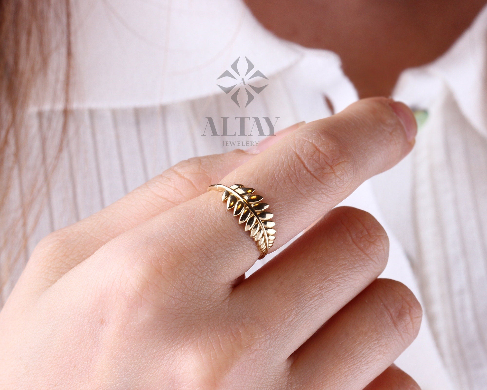 14K Solid Gold Laurel Ring, Laurel Wreath Ring, Leaf Branch Ring, Dainty Ring, Vine Ring Band, Leaf Design Ring, Dainty Stacking Ring