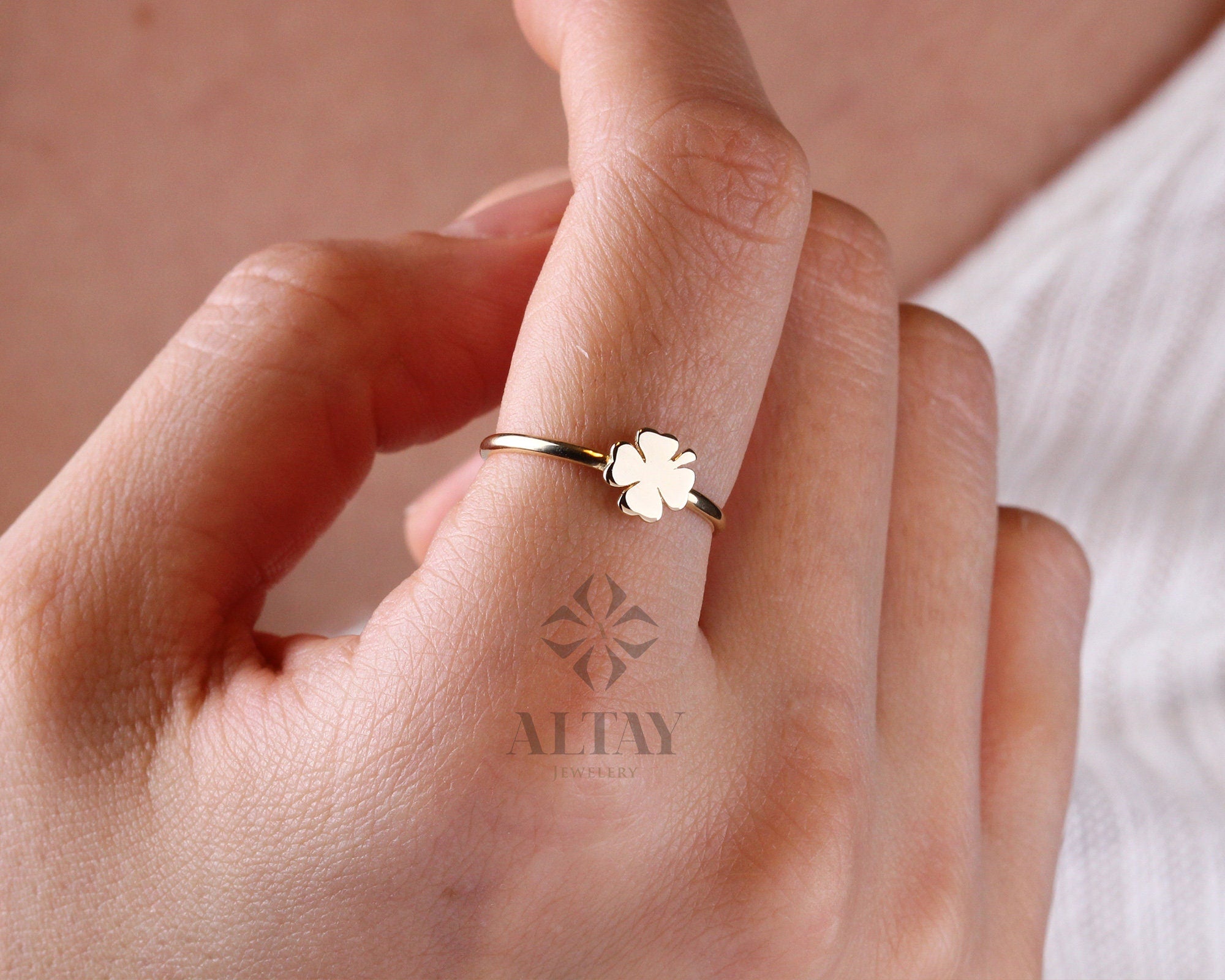 14K Gold Four Leaf Clover Ring, Dainty Good Luck Ring, Clover Lucky Charm Ring, Gold Leaf, St. Patrick's Day Accessory Band, Gift for Her