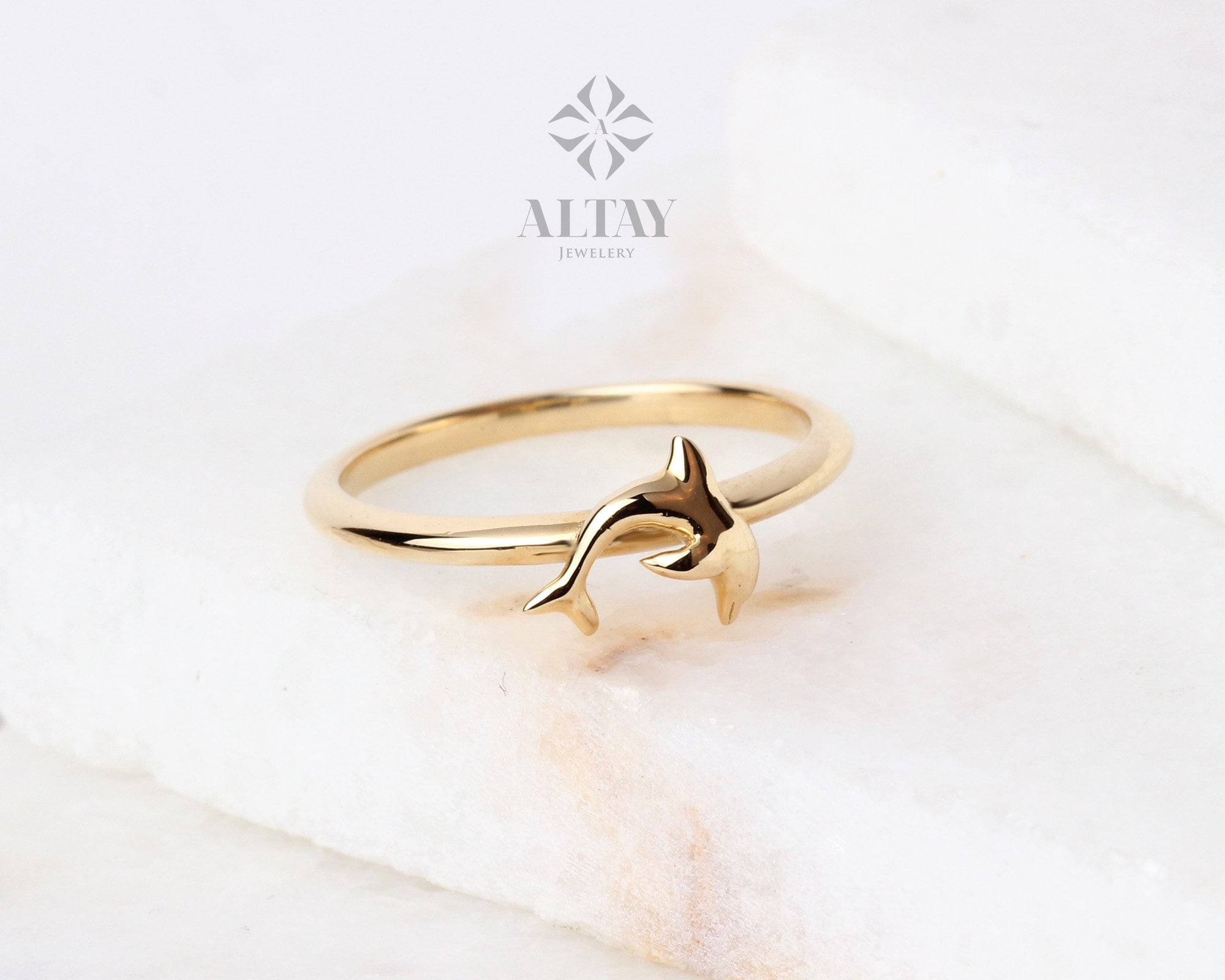 14K Gold Dolphin Ring, Dolphin Band, Chance Charm Ring, Animal Jewelry, Stackable Ring, Ocean Summer Ring, Graduation Gift, Gift for Her