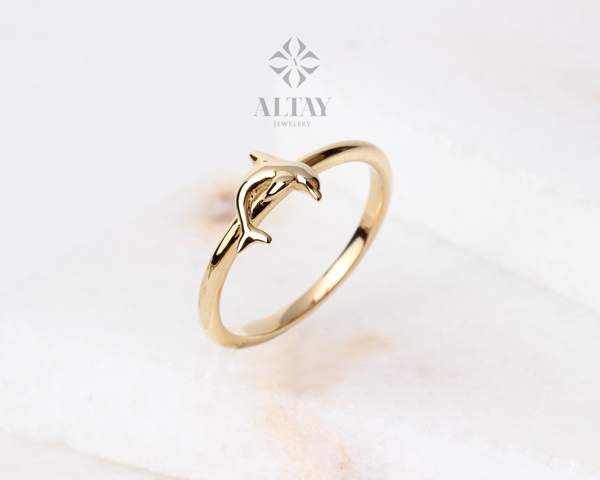 14K Gold Dolphin Ring, Dolphin Band, Dolphin Fish Ring, Animal Jewelry, Stackable Ring, Ocean Ring, Valentine's Day Gift, Gift for Her